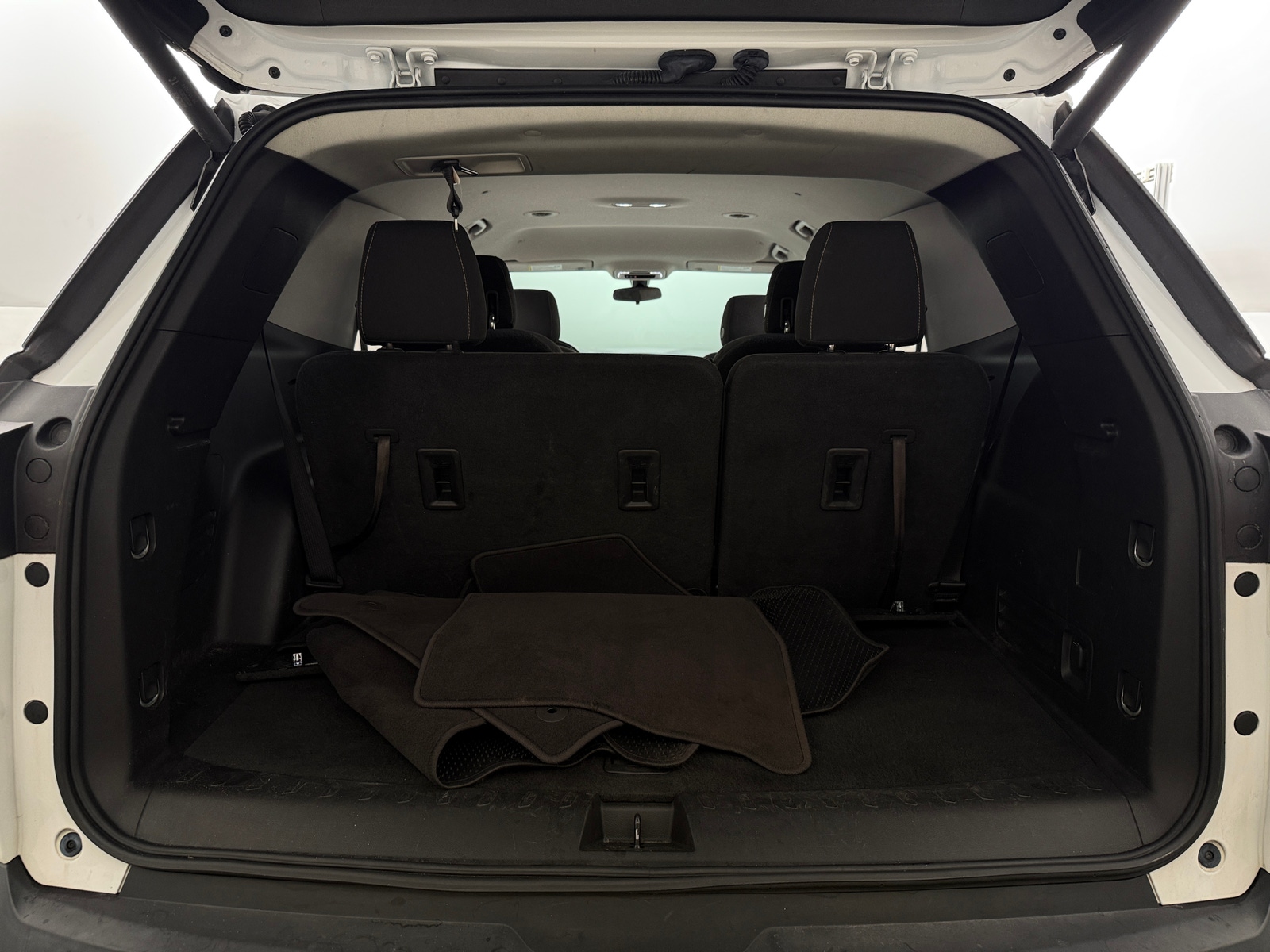 Thumbnail: 2018 Chevrolet Traverse - 7