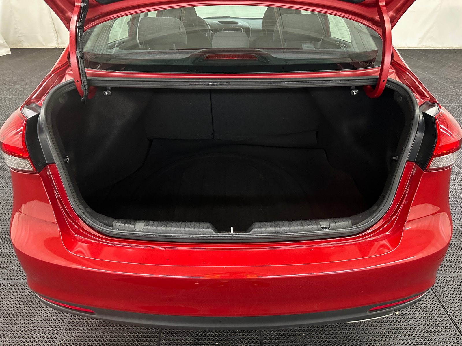Thumbnail: 2018 Kia Forte - 7