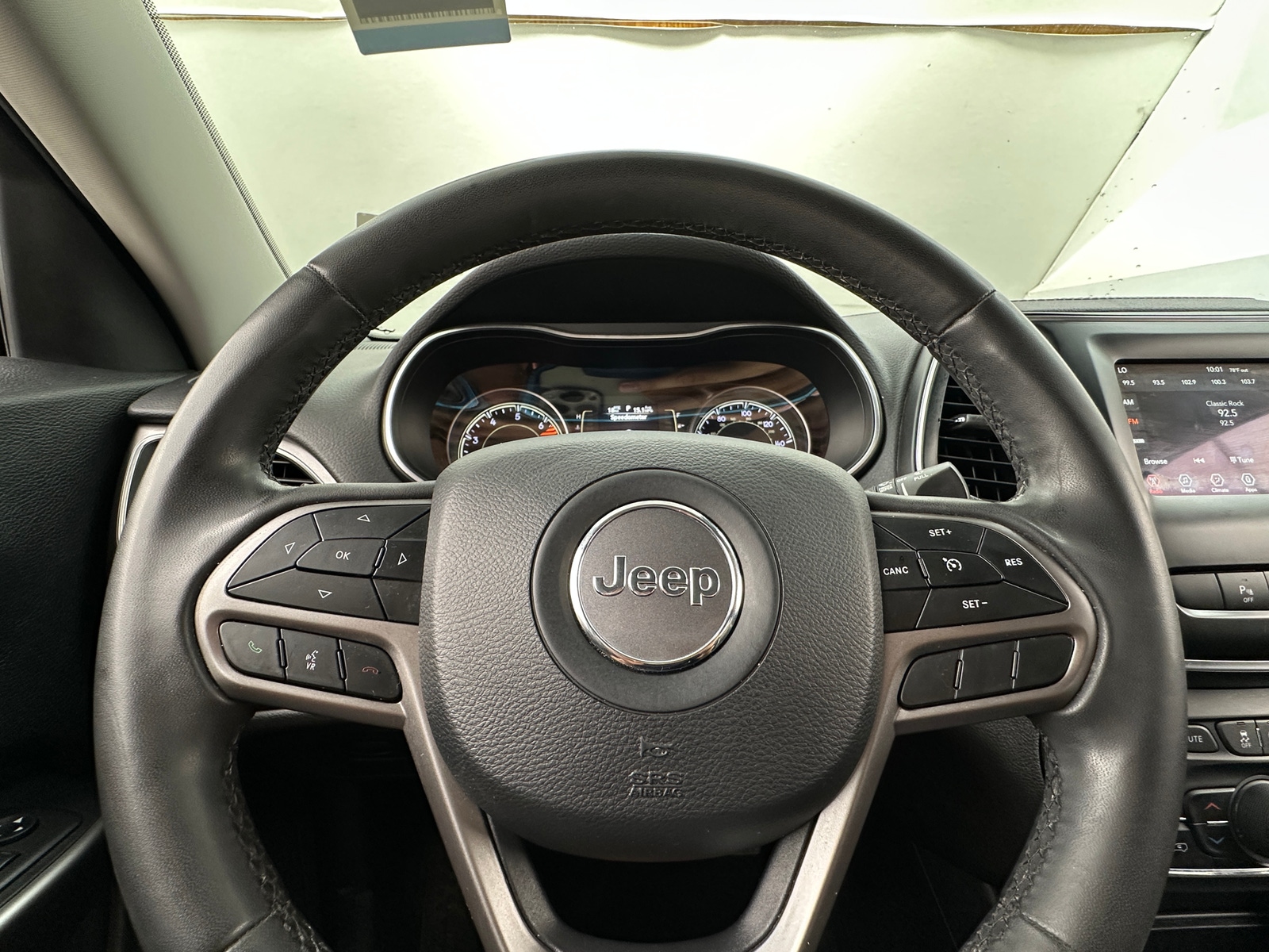 Thumbnail: 2020 Jeep Cherokee - 5