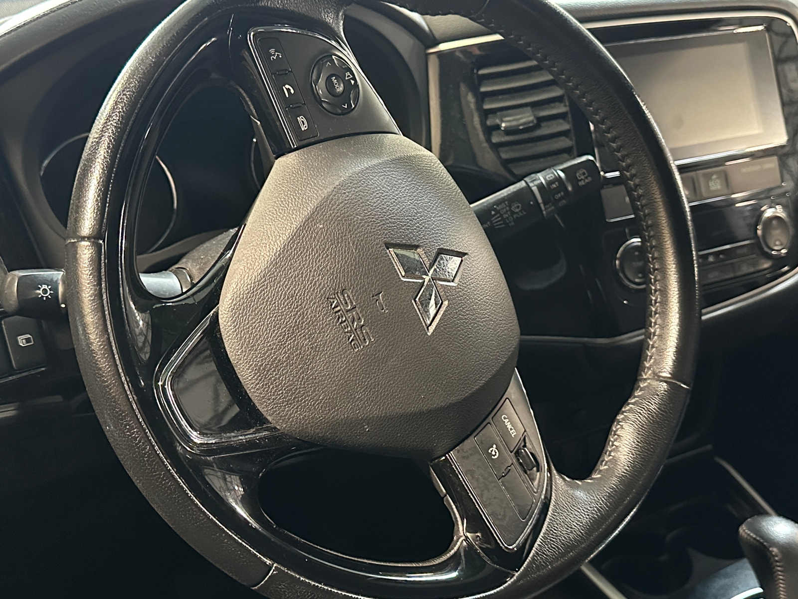 Thumbnail: 2018 Mitsubishi Outlander - 5