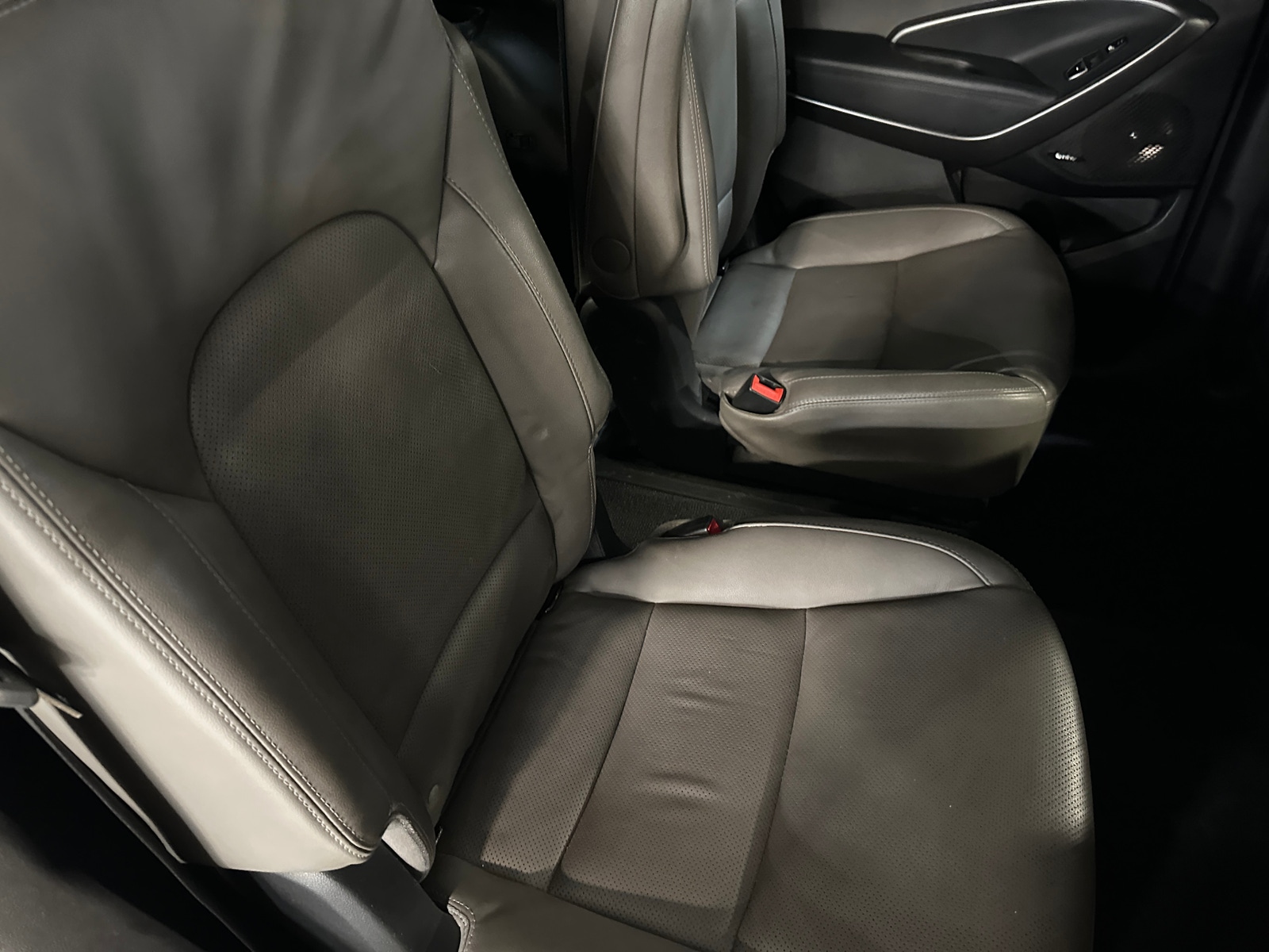 Thumbnail: 2016 Hyundai Santa Fe - 5