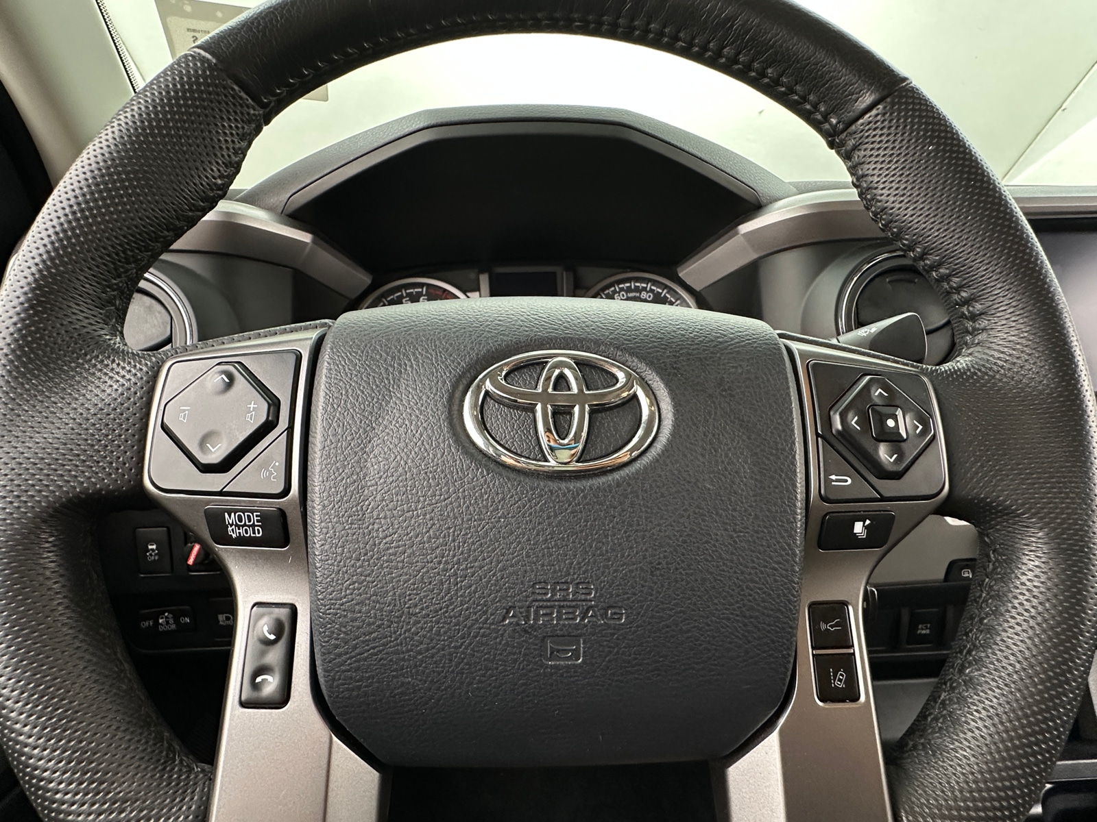 Thumbnail: 2020 Toyota Tacoma - 5
