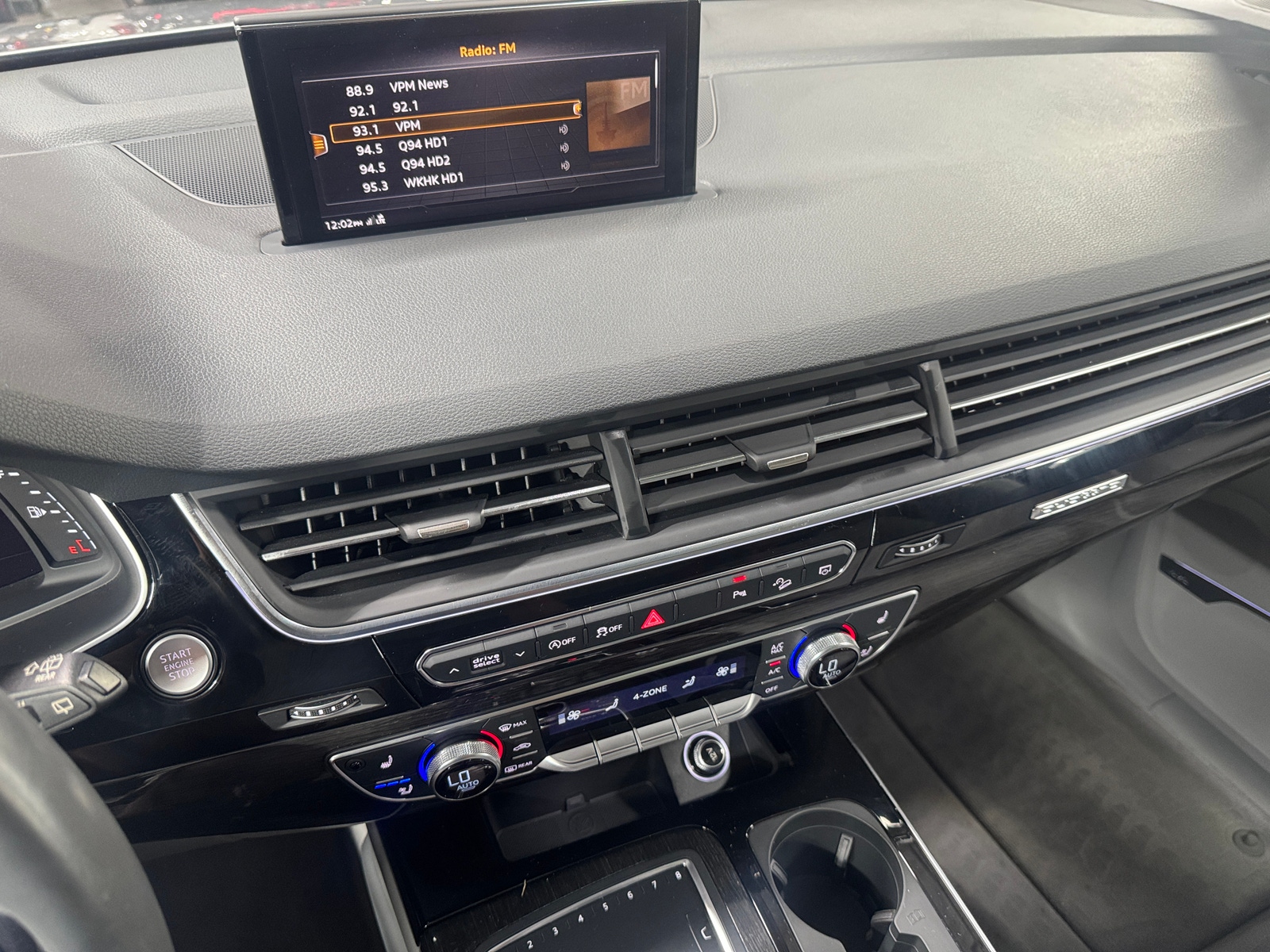 Thumbnail: 2019 Audi Q7 - 3