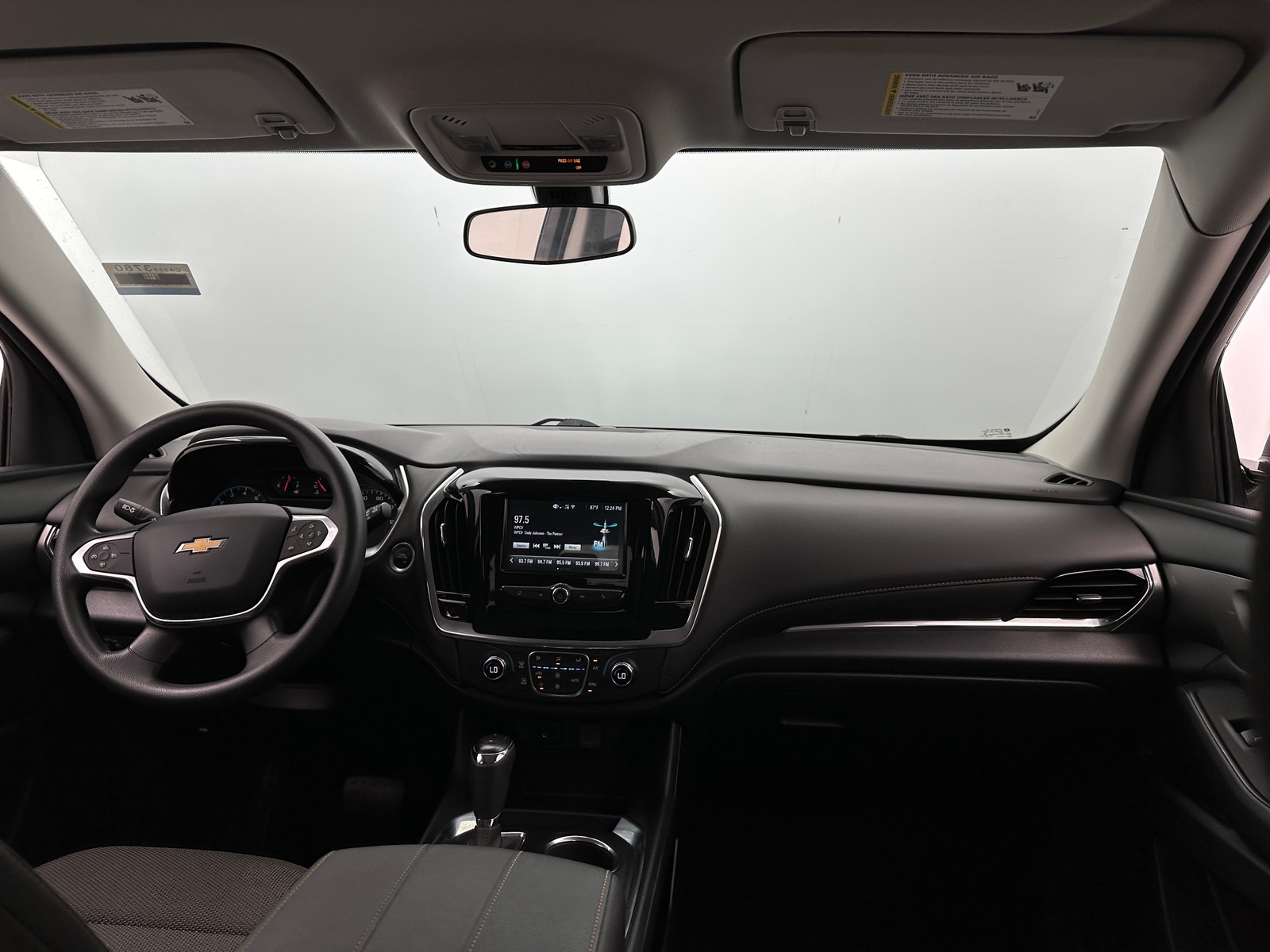 Thumbnail: 2019 Chevrolet Traverse - 3