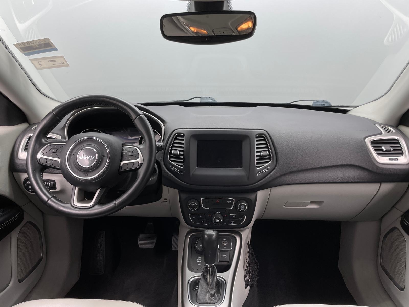 Thumbnail: 2018 Jeep Compass - 3