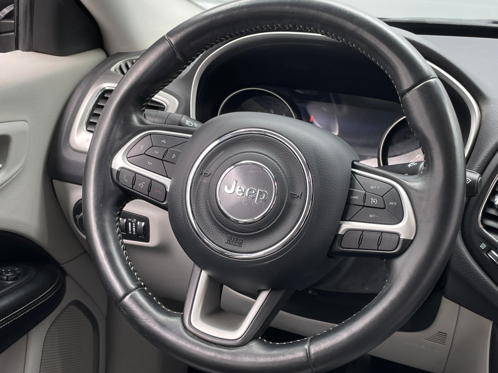 Thumbnail: 2018 Jeep Compass - 5