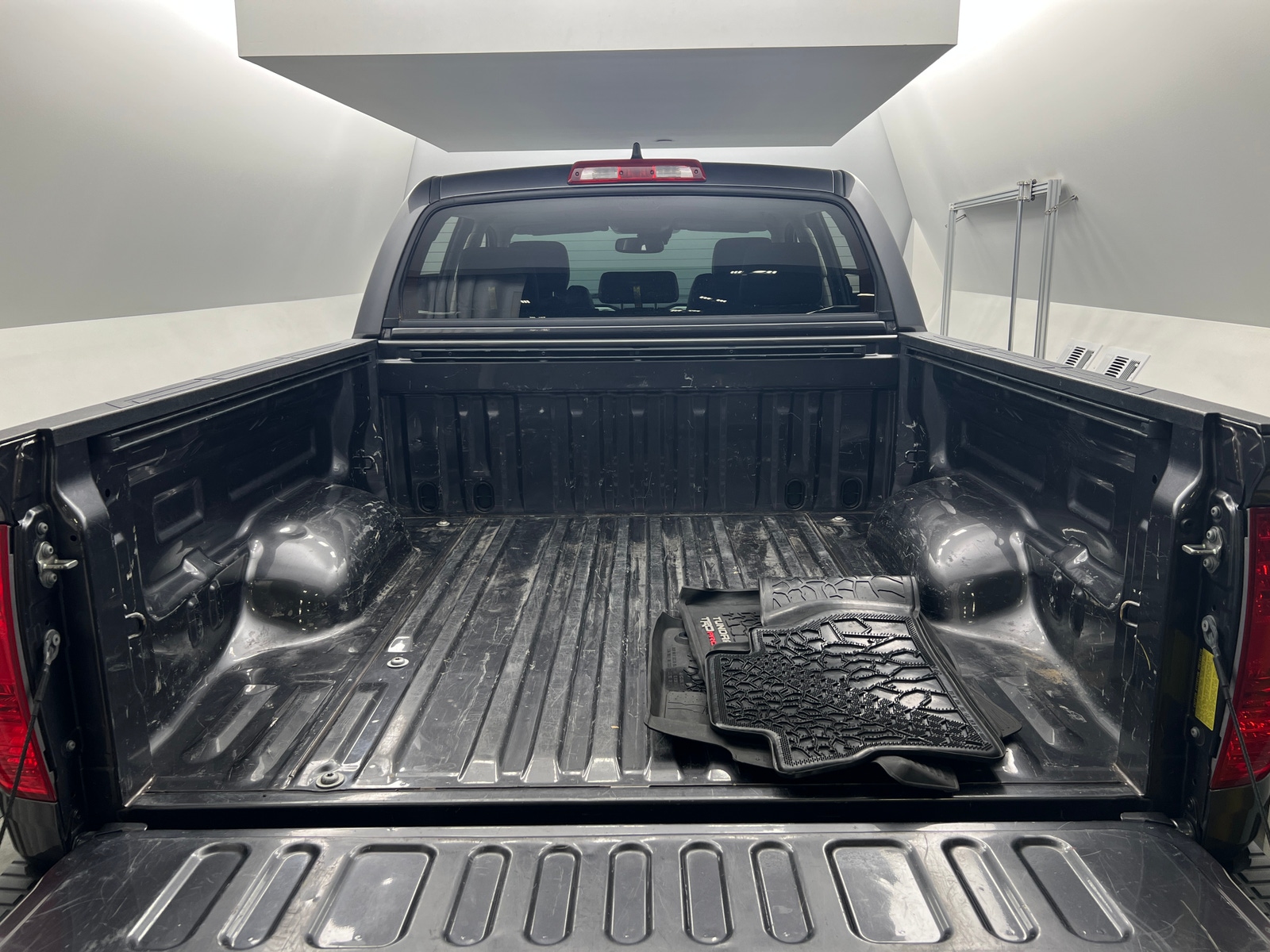 Thumbnail: 2020 Toyota Tundra - 6