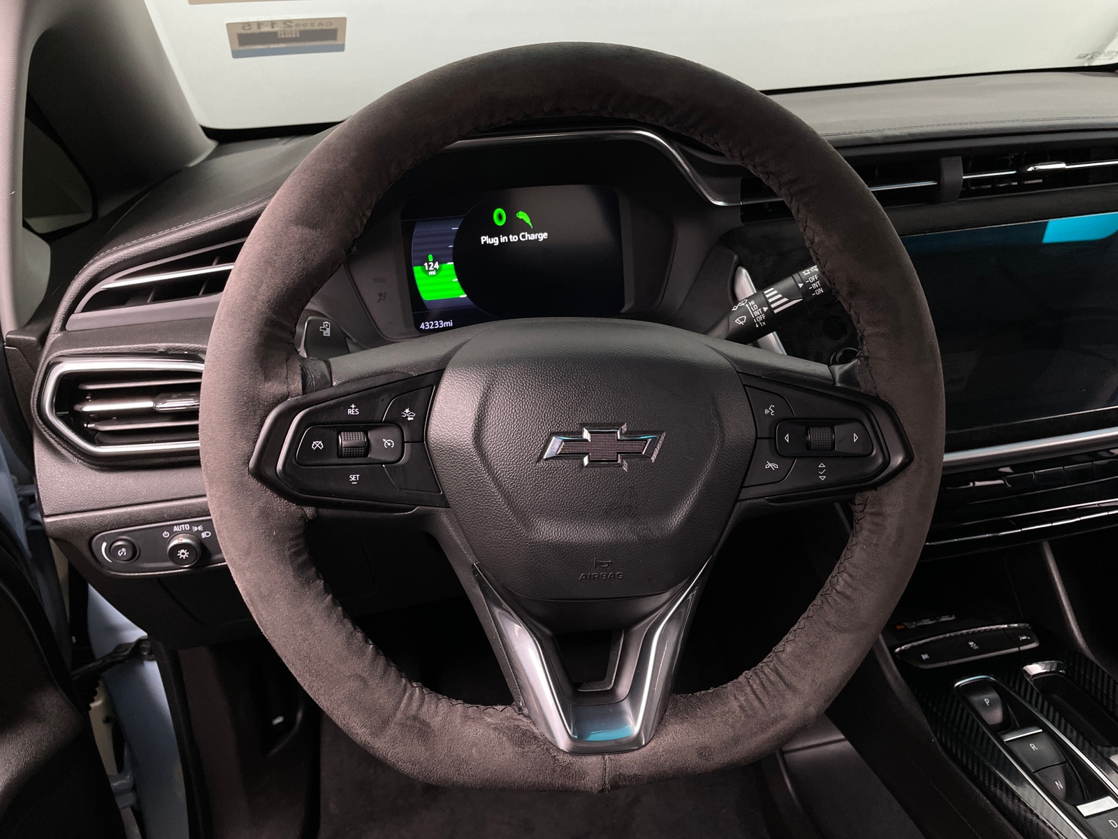Thumbnail: 2022 Chevrolet Bolt EV - 4
