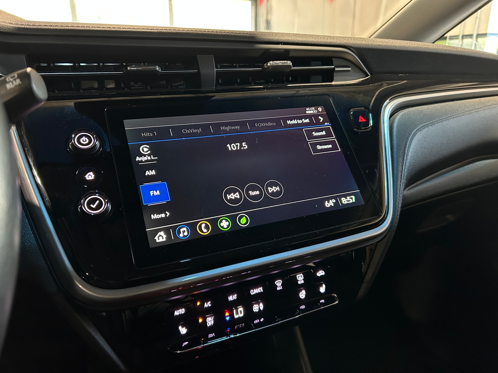 Thumbnail: 2022 Chevrolet Bolt EV - 3
