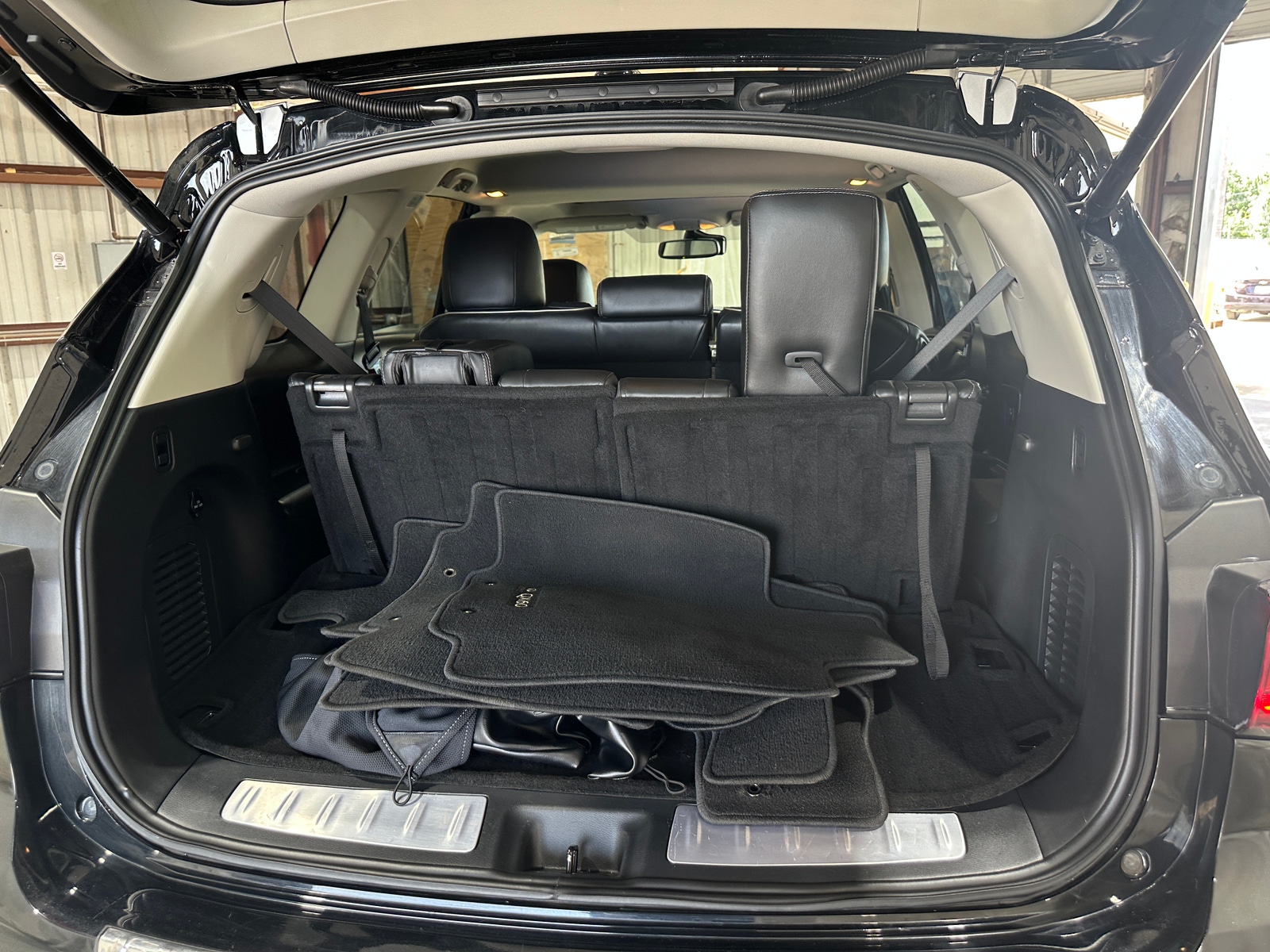 Thumbnail: 2019 INFINITI QX60 - 6