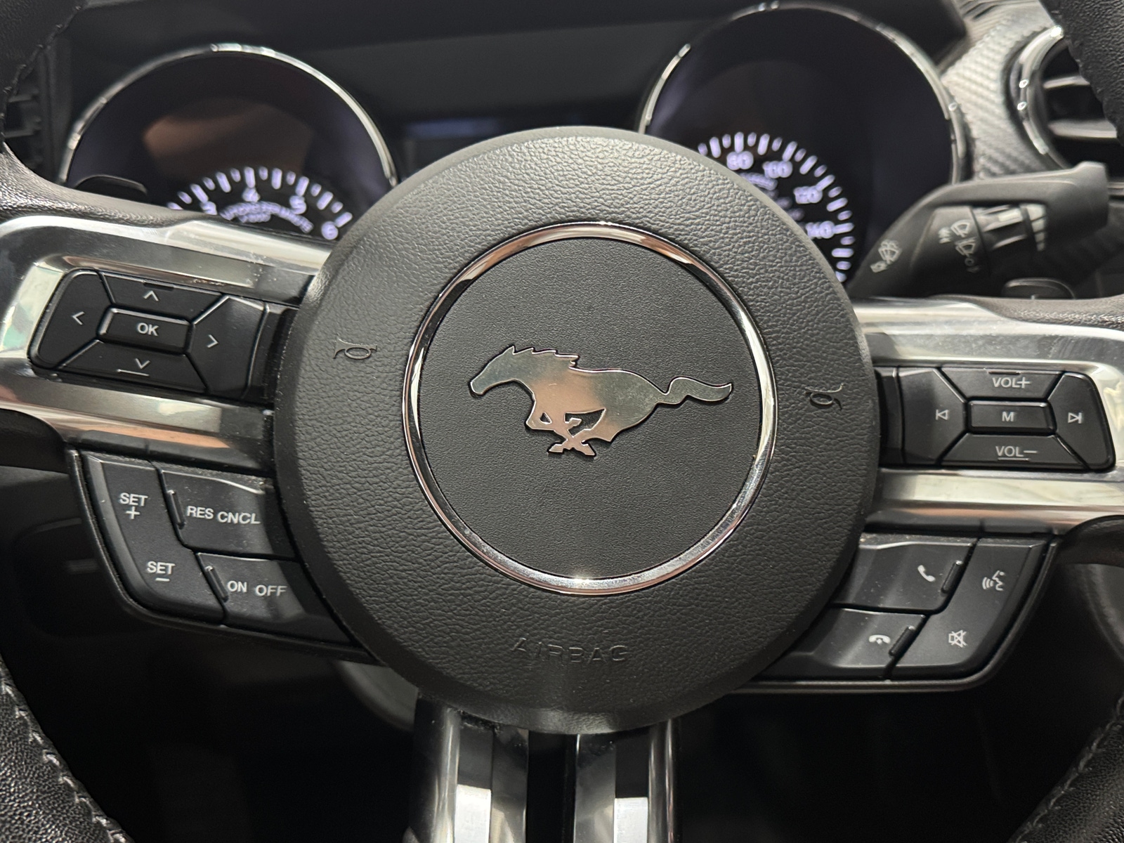 Thumbnail: 2017 Ford Mustang - 5