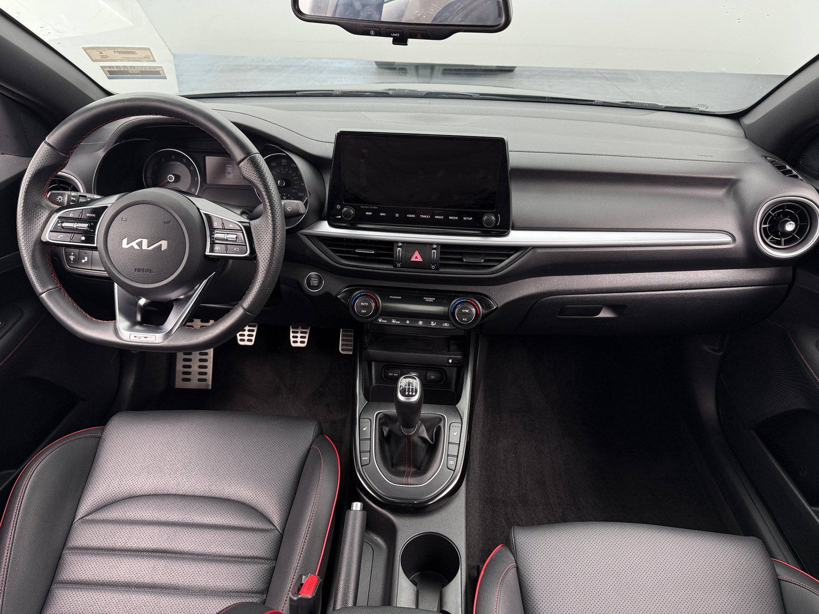 Thumbnail: 2022 Kia Forte - 2