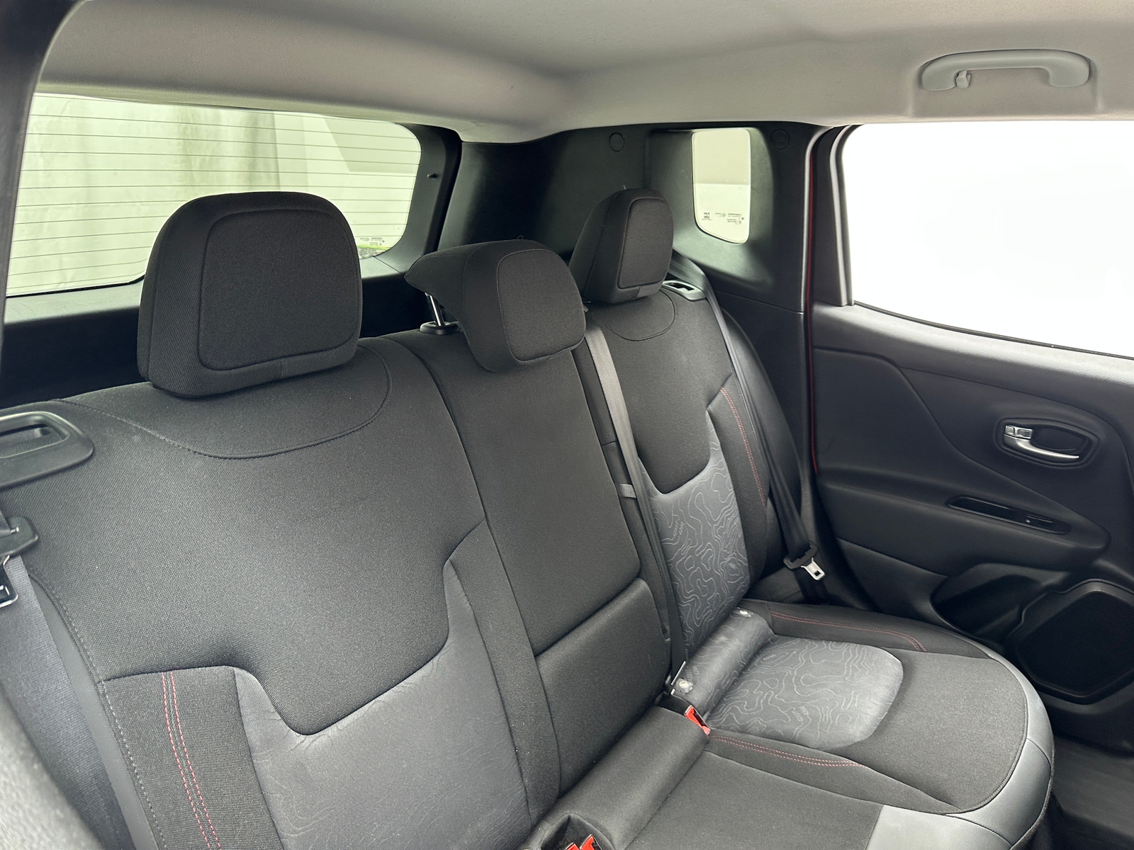 Thumbnail: 2021 Jeep Renegade - 6