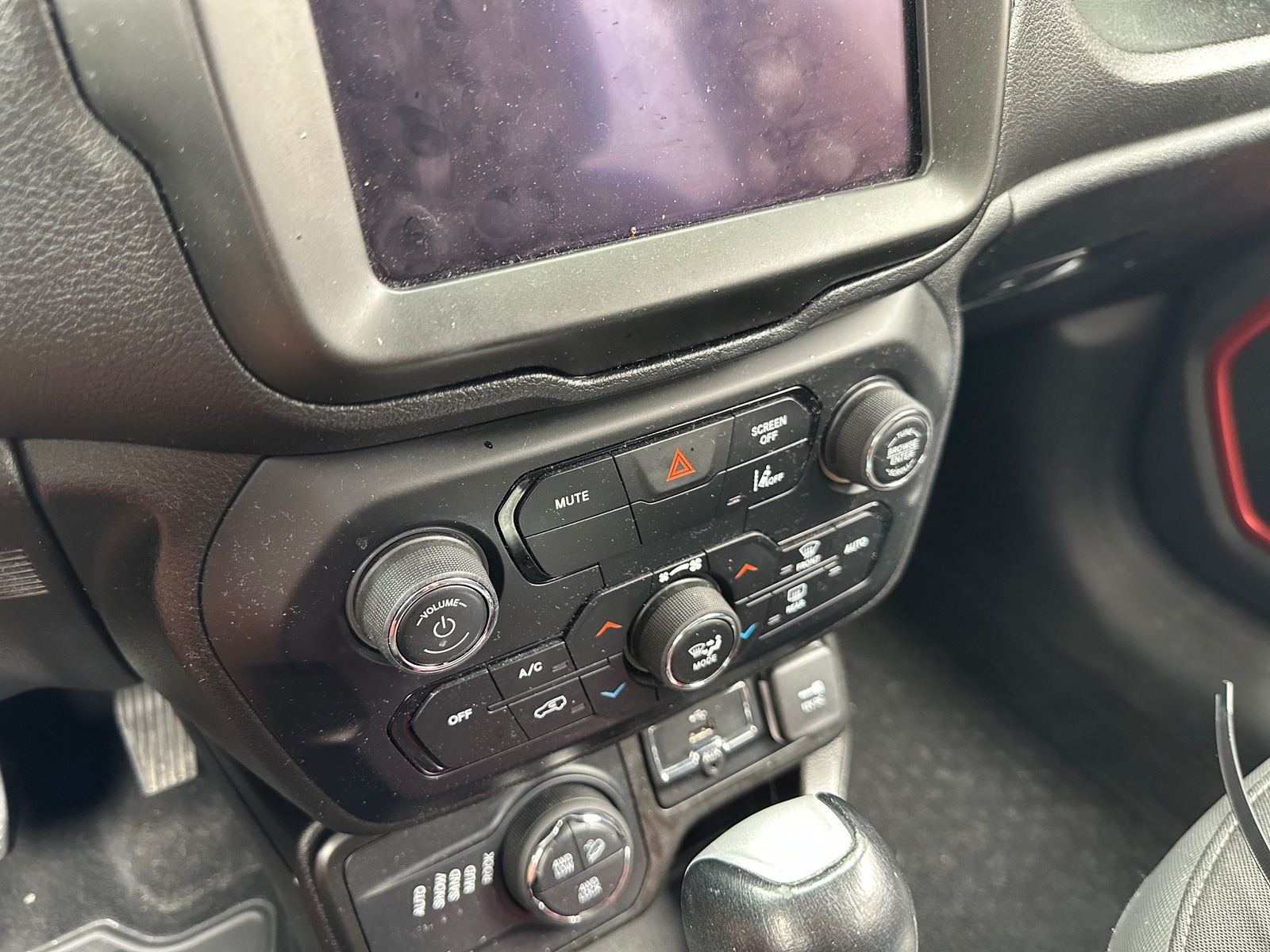 Thumbnail: 2021 Jeep Renegade - 4