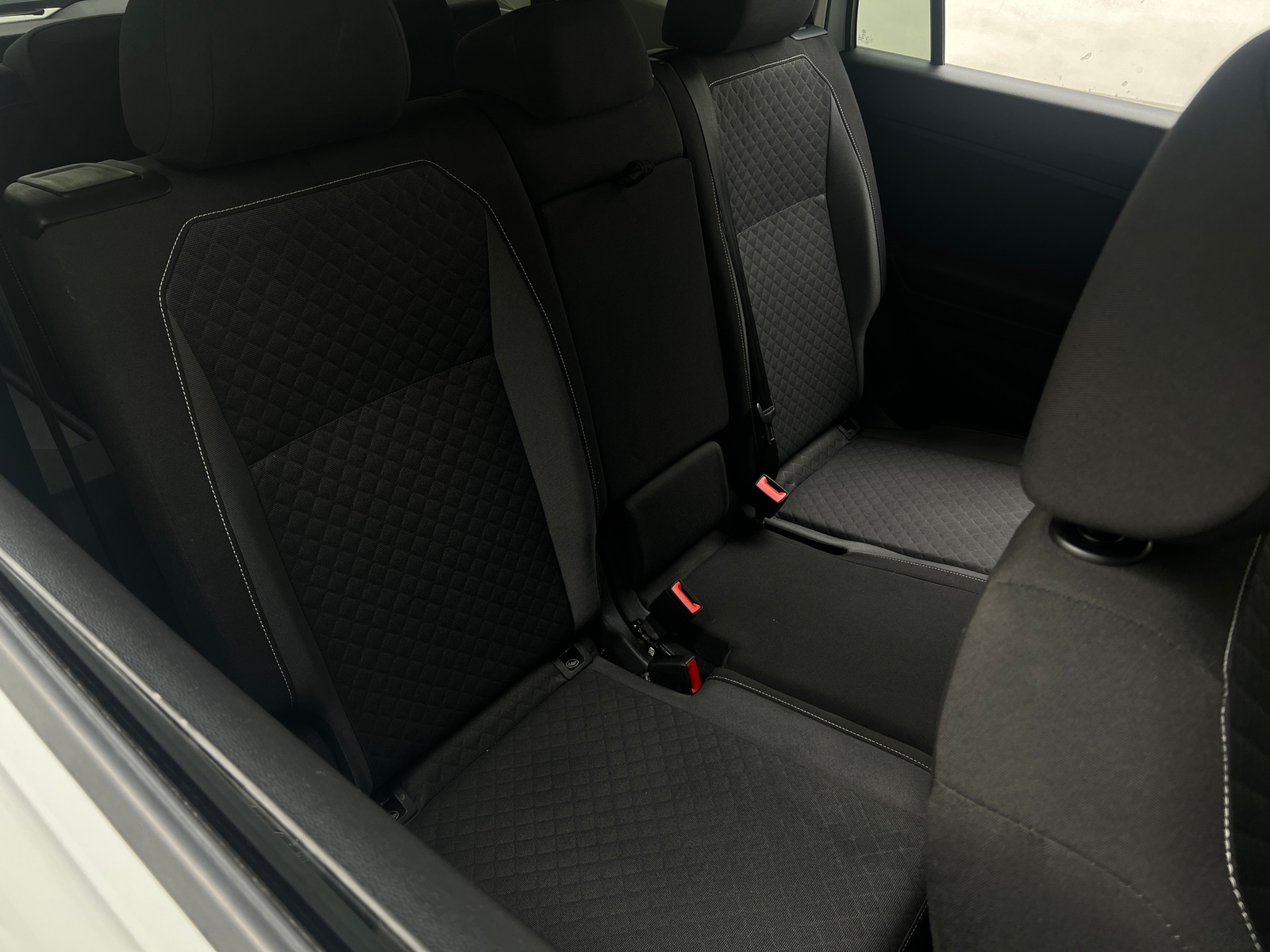 Thumbnail: 2021 Volkswagen Tiguan - 6