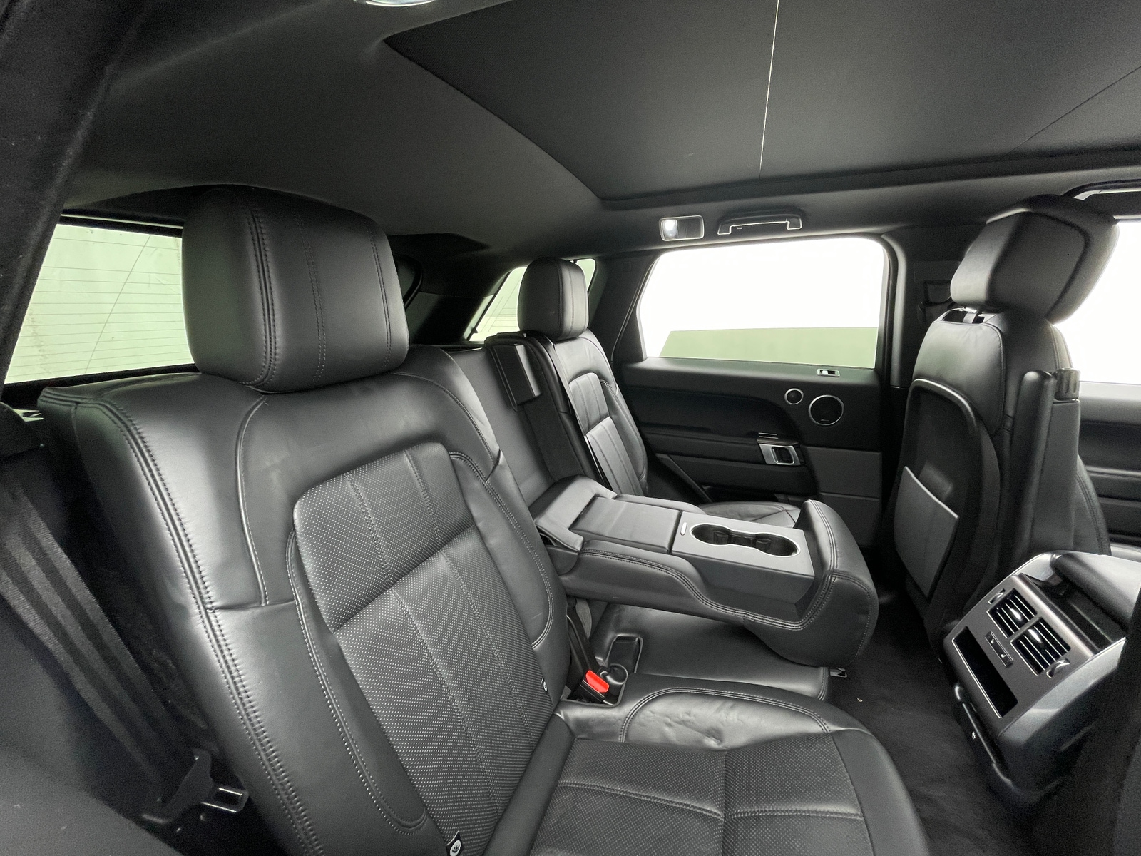 Thumbnail: 2020 Land Rover Range Rover Sport - 5