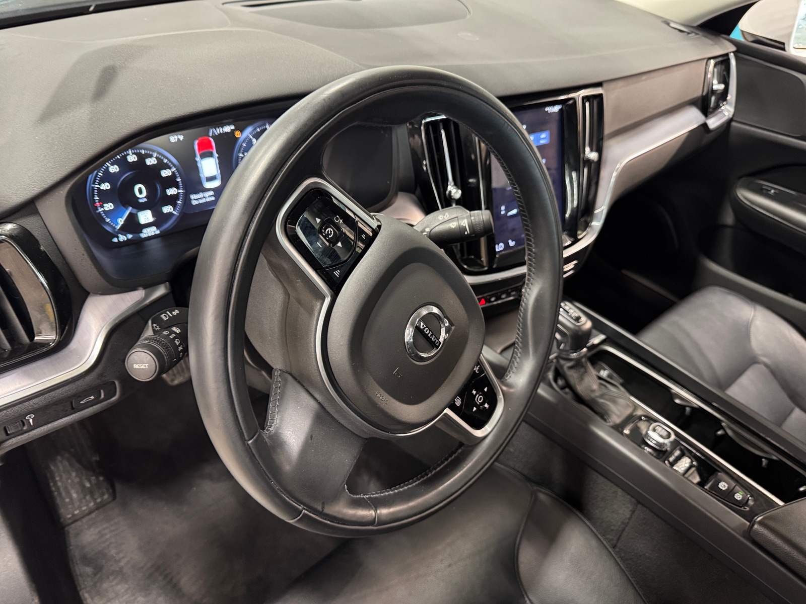 Thumbnail: 2020 Volvo S60 - 2
