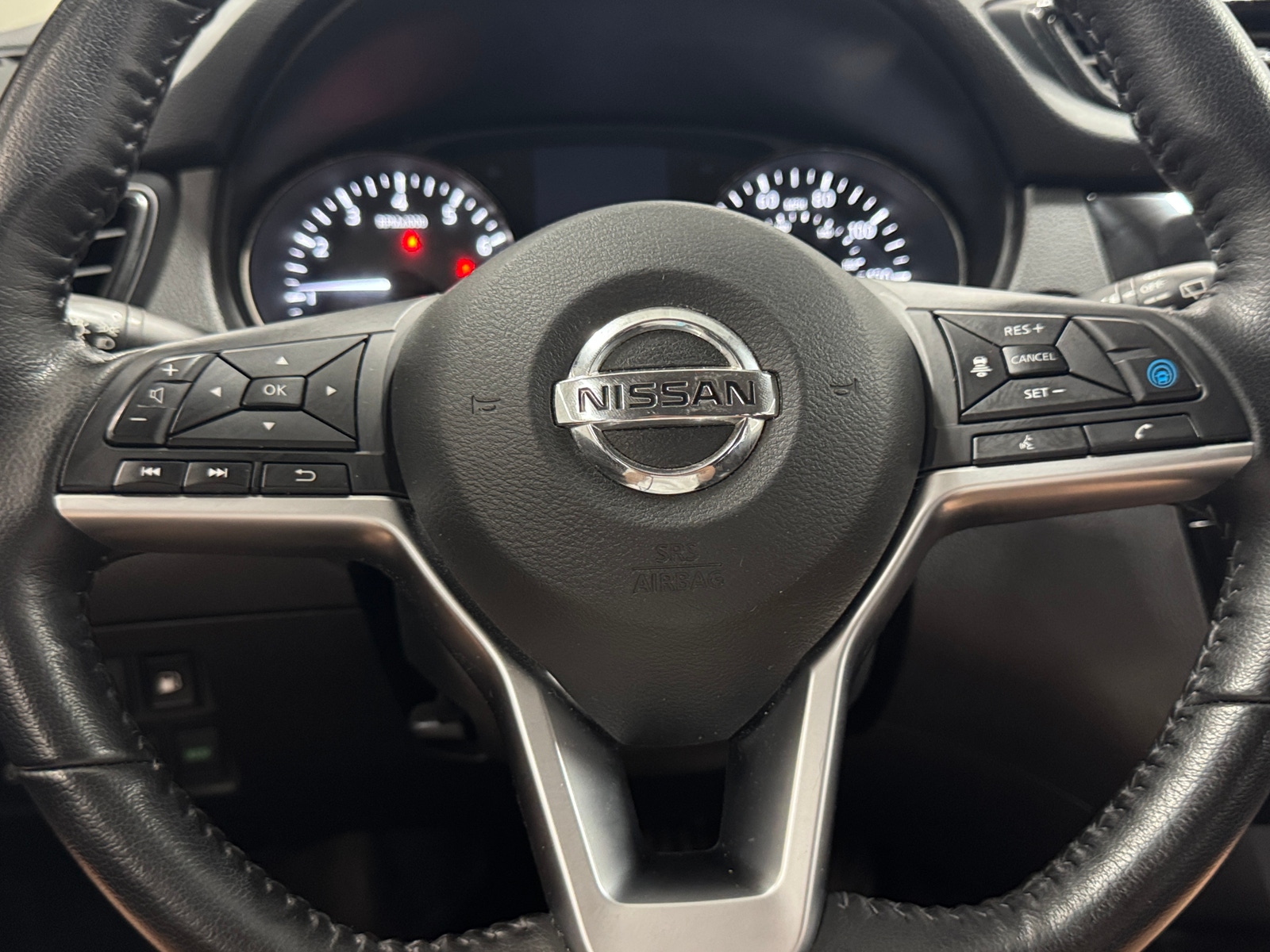 Thumbnail: 2020 Nissan Rogue - 5