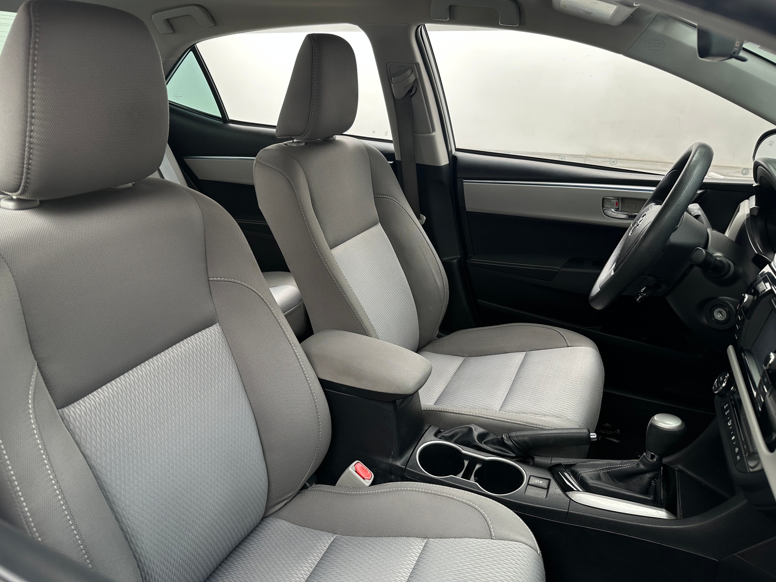 Thumbnail: 2016 Toyota Corolla - 2