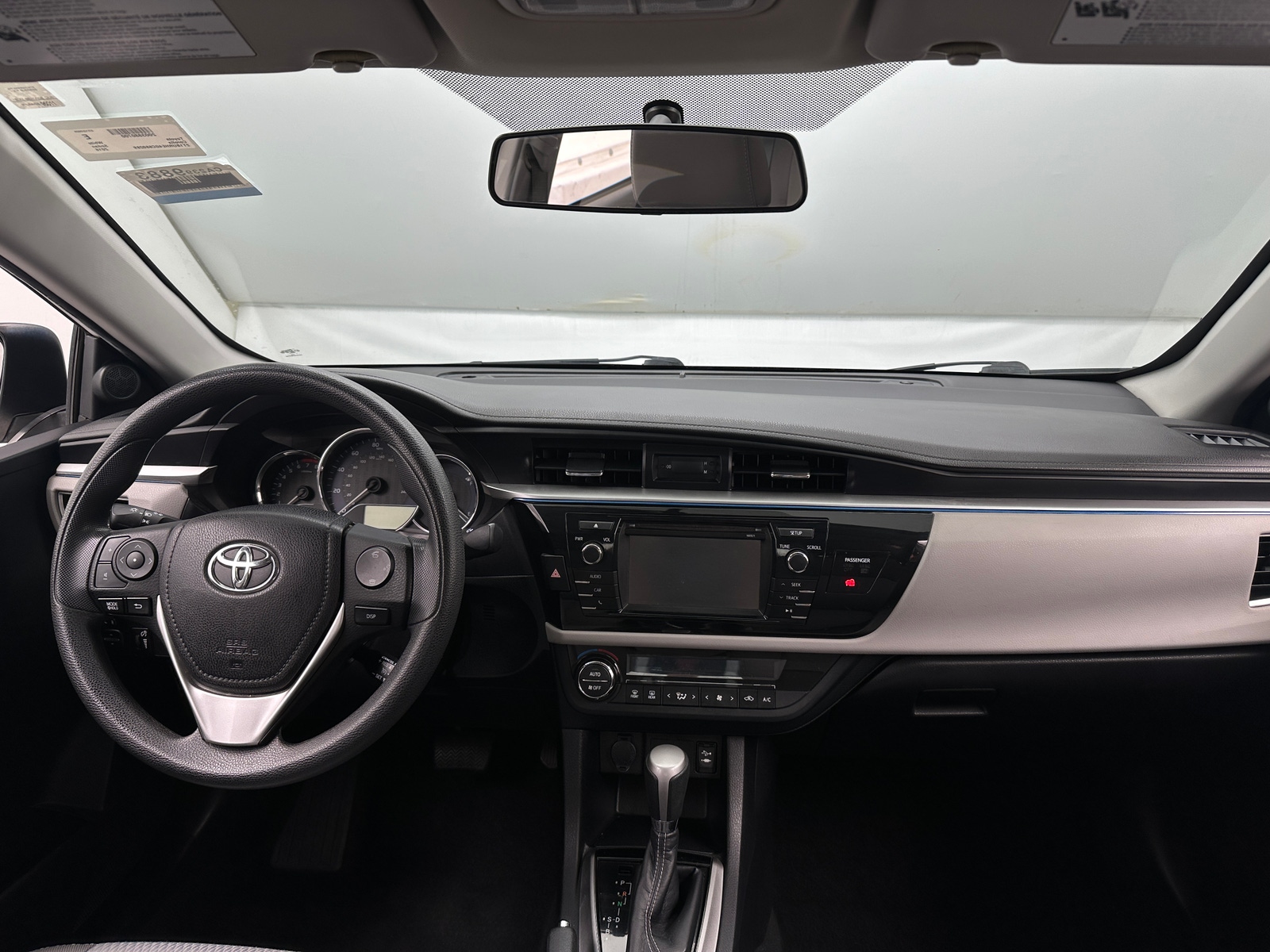 Thumbnail: 2016 Toyota Corolla - 3