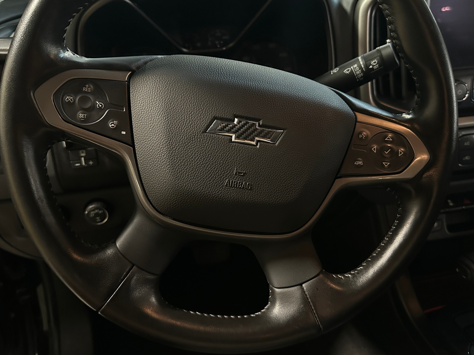 Thumbnail: 2021 Chevrolet Colorado - 4