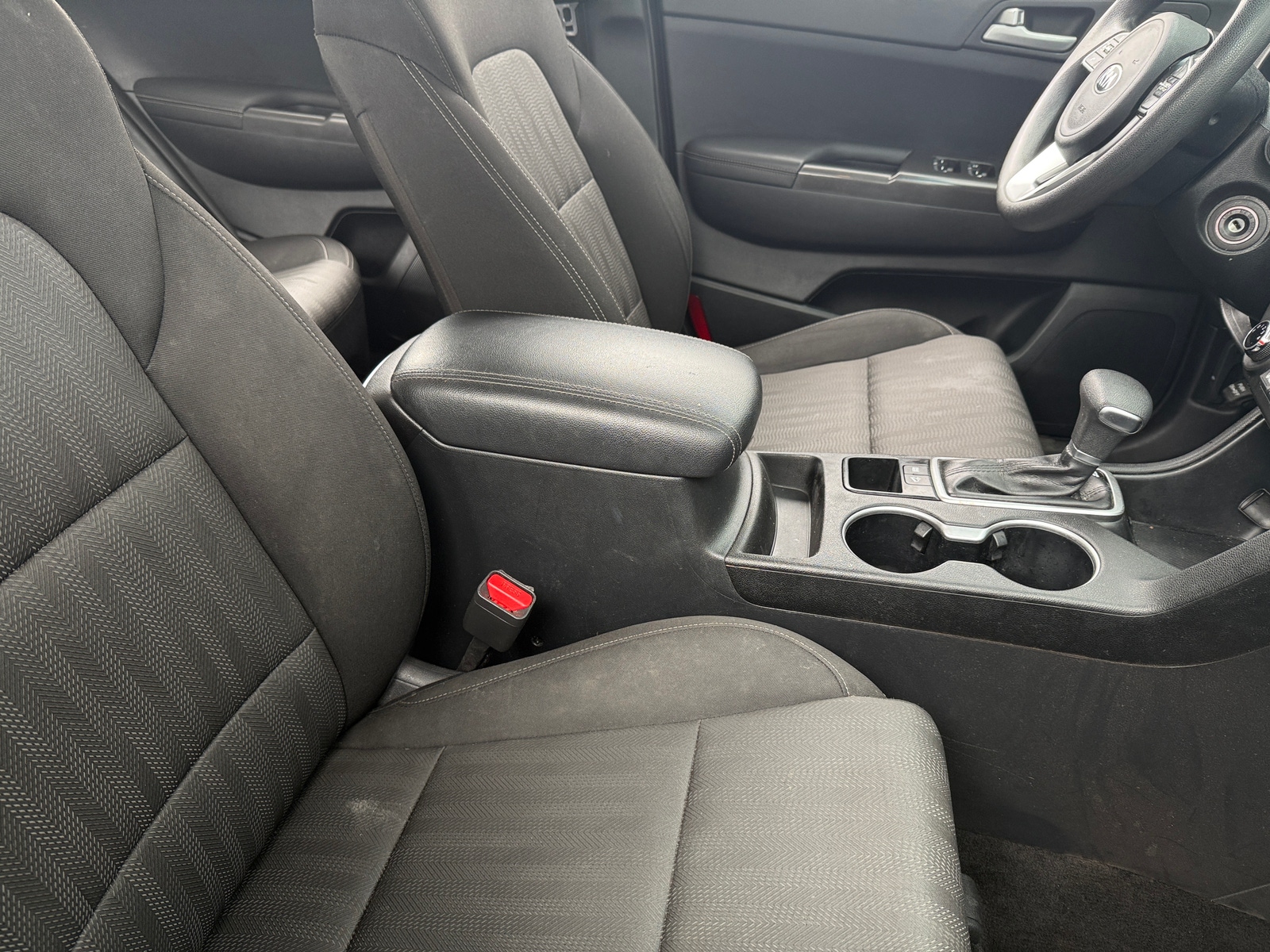 Thumbnail: 2020 Kia Sportage - 2