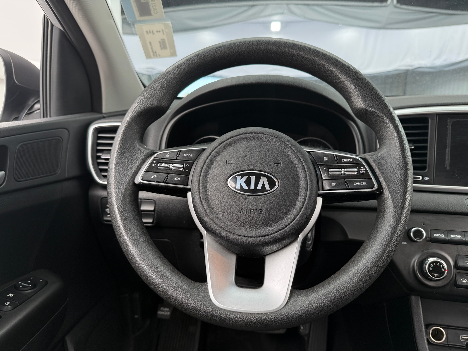 Thumbnail: 2020 Kia Sportage - 5