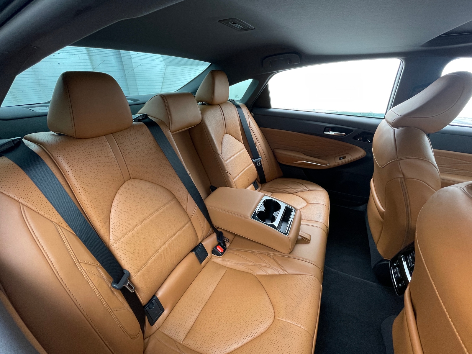 Thumbnail: 2020 Toyota Avalon - 5