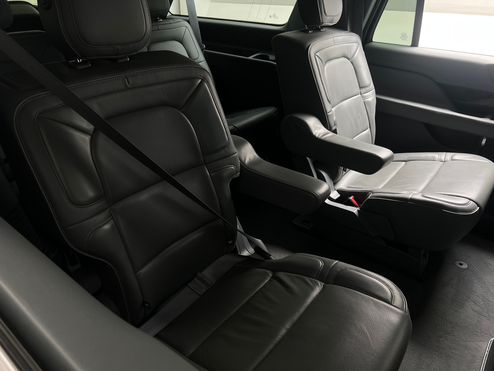 Thumbnail: 2018 Lincoln Navigator L - 5