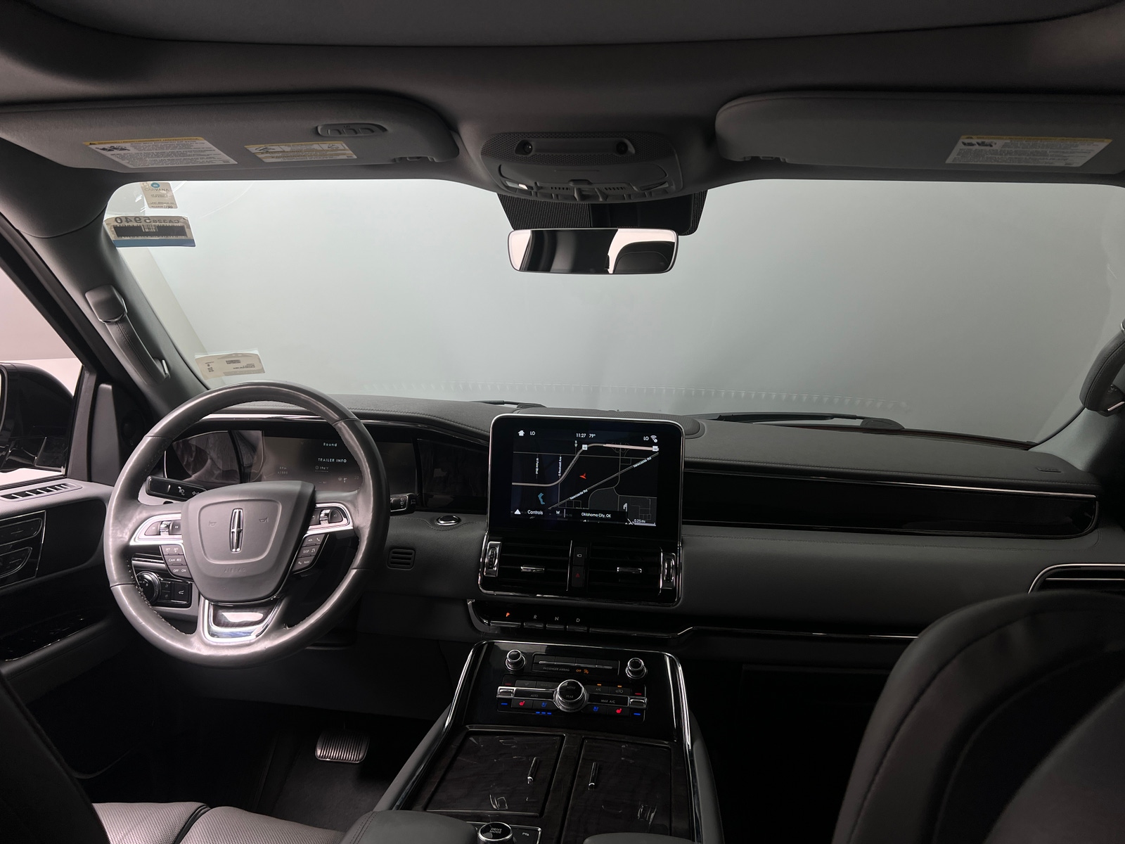 Thumbnail: 2018 Lincoln Navigator L - 2