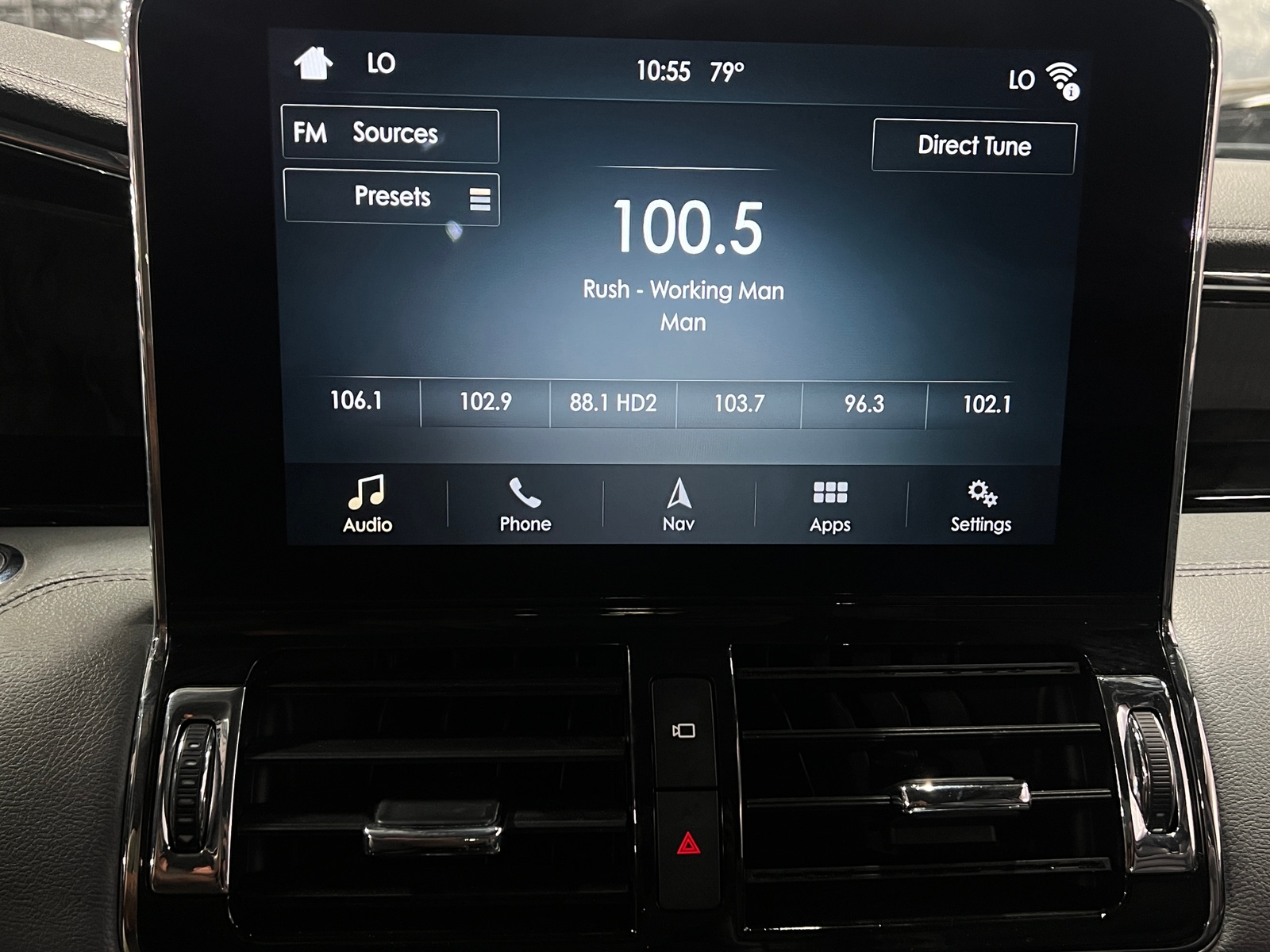 Thumbnail: 2018 Lincoln Navigator L - 3