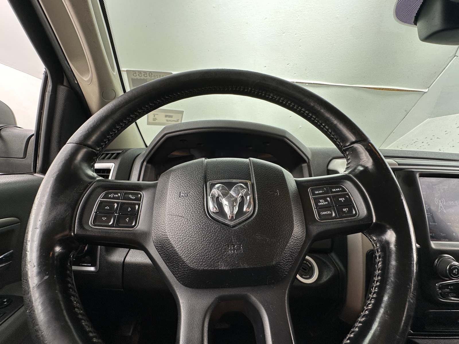 Thumbnail: 2019 RAM 1500 Classic - 5