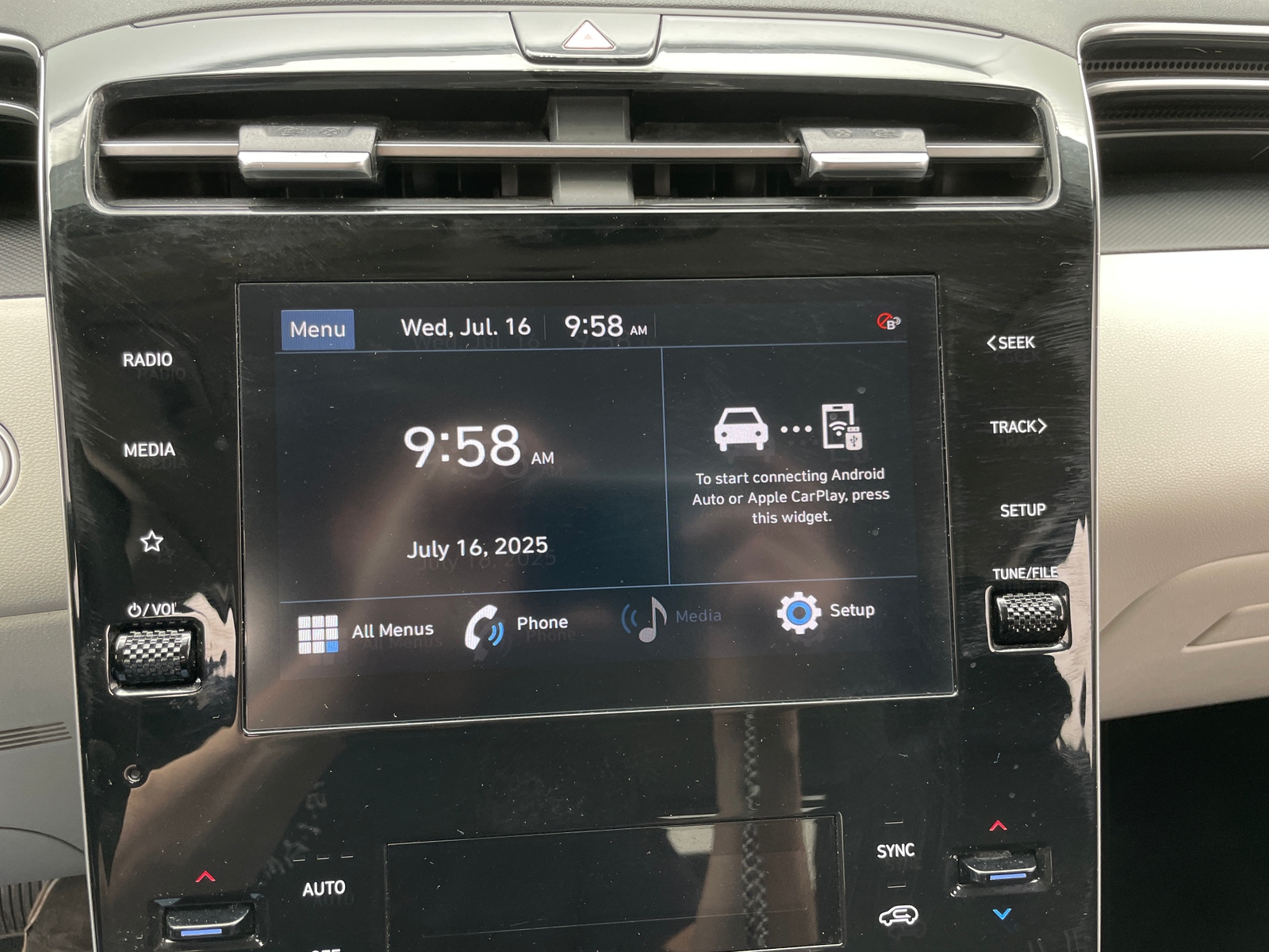 Thumbnail: 2024 Hyundai Tucson - 4