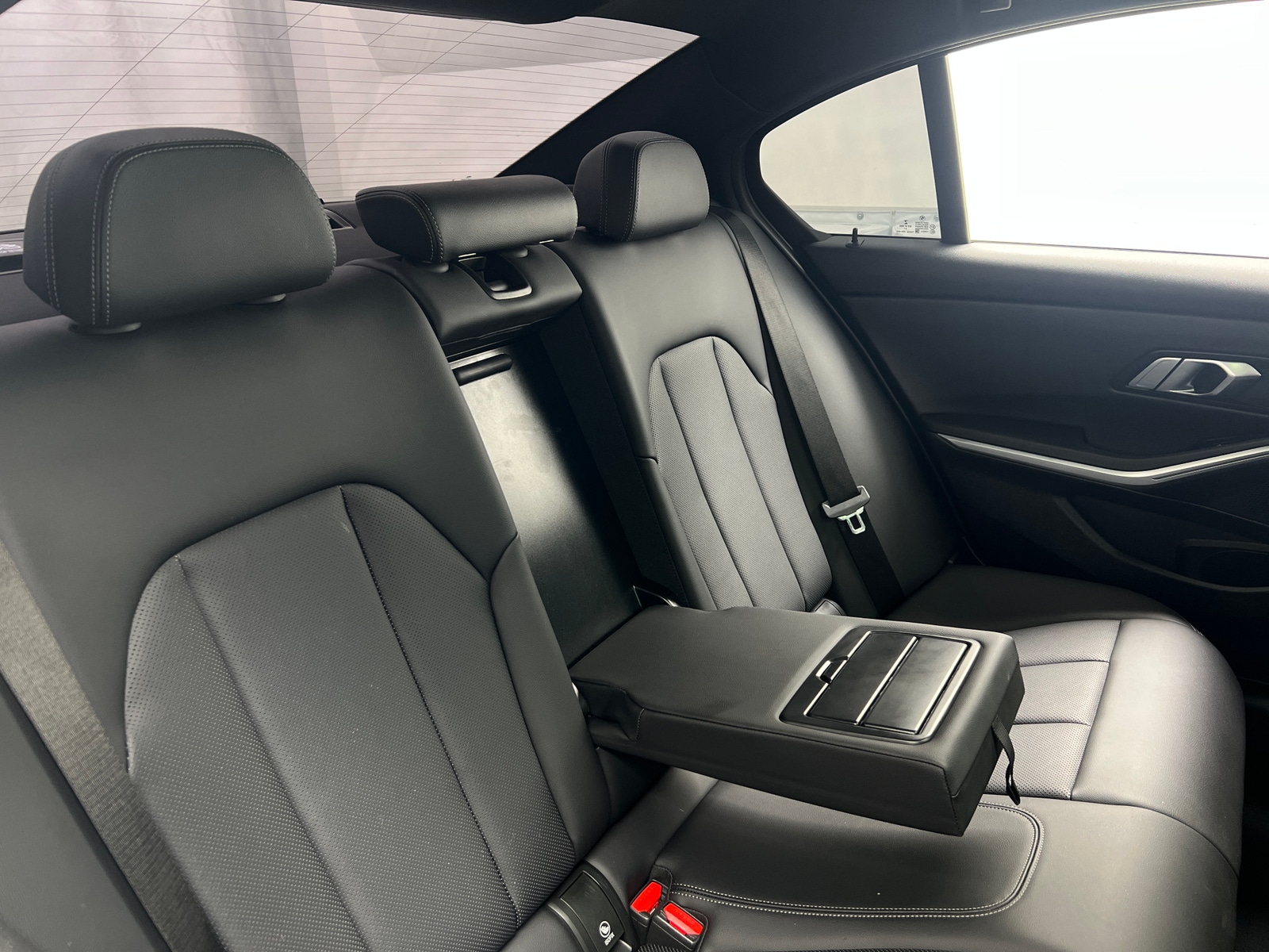 Thumbnail: 2022 BMW 3 Series - 5