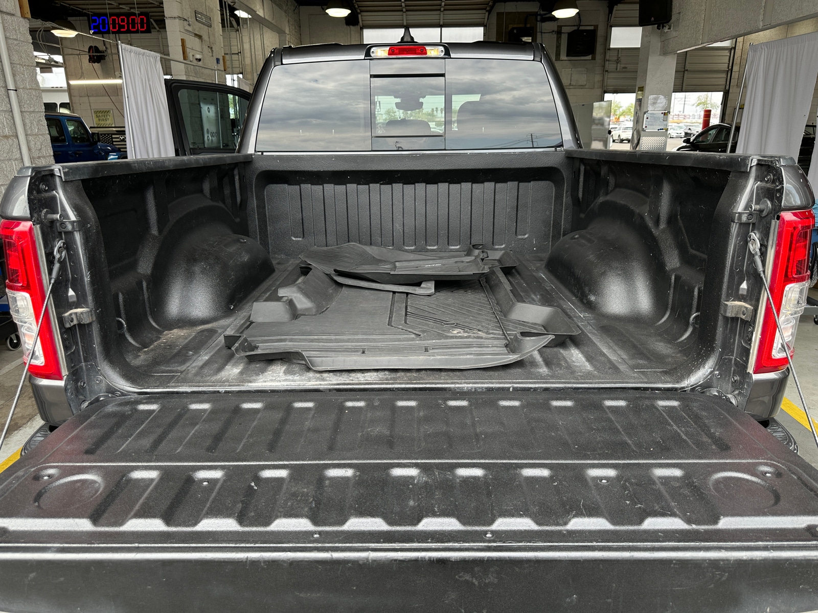 Thumbnail: 2022 RAM 1500 - 7