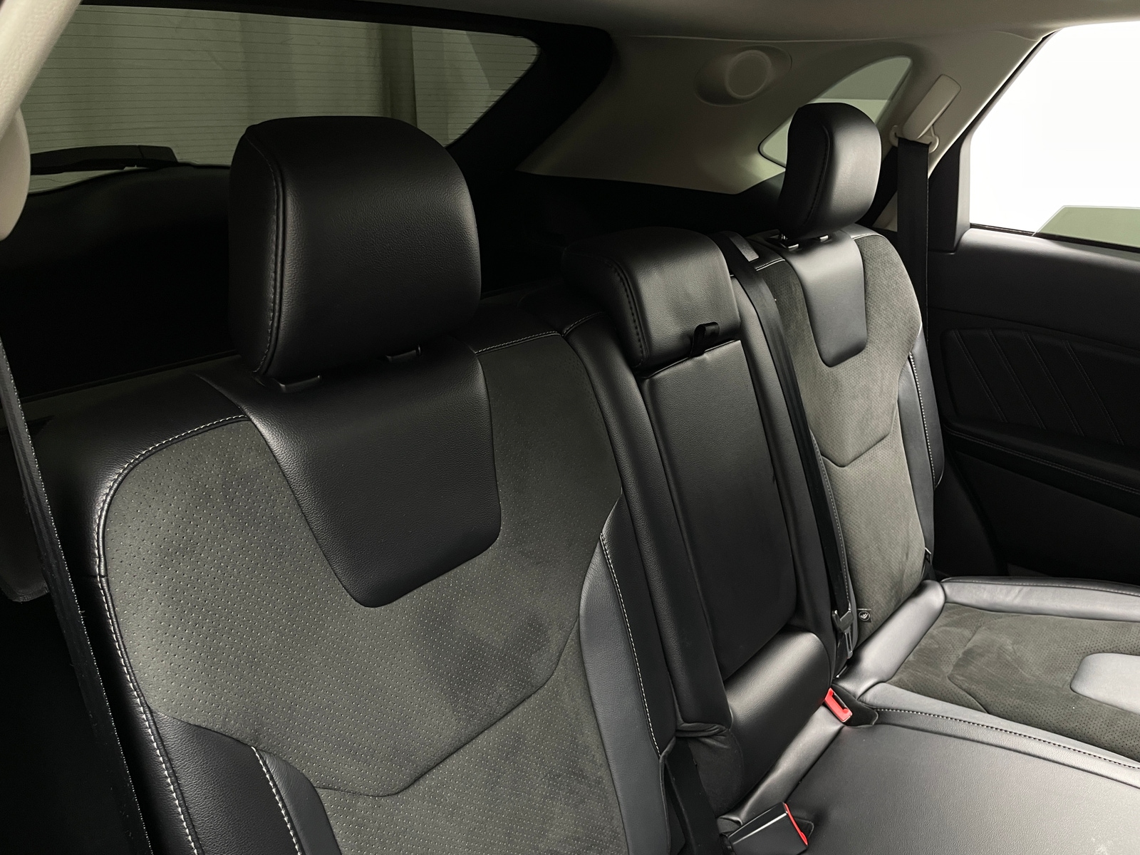 Thumbnail: 2018 Ford Edge - 5