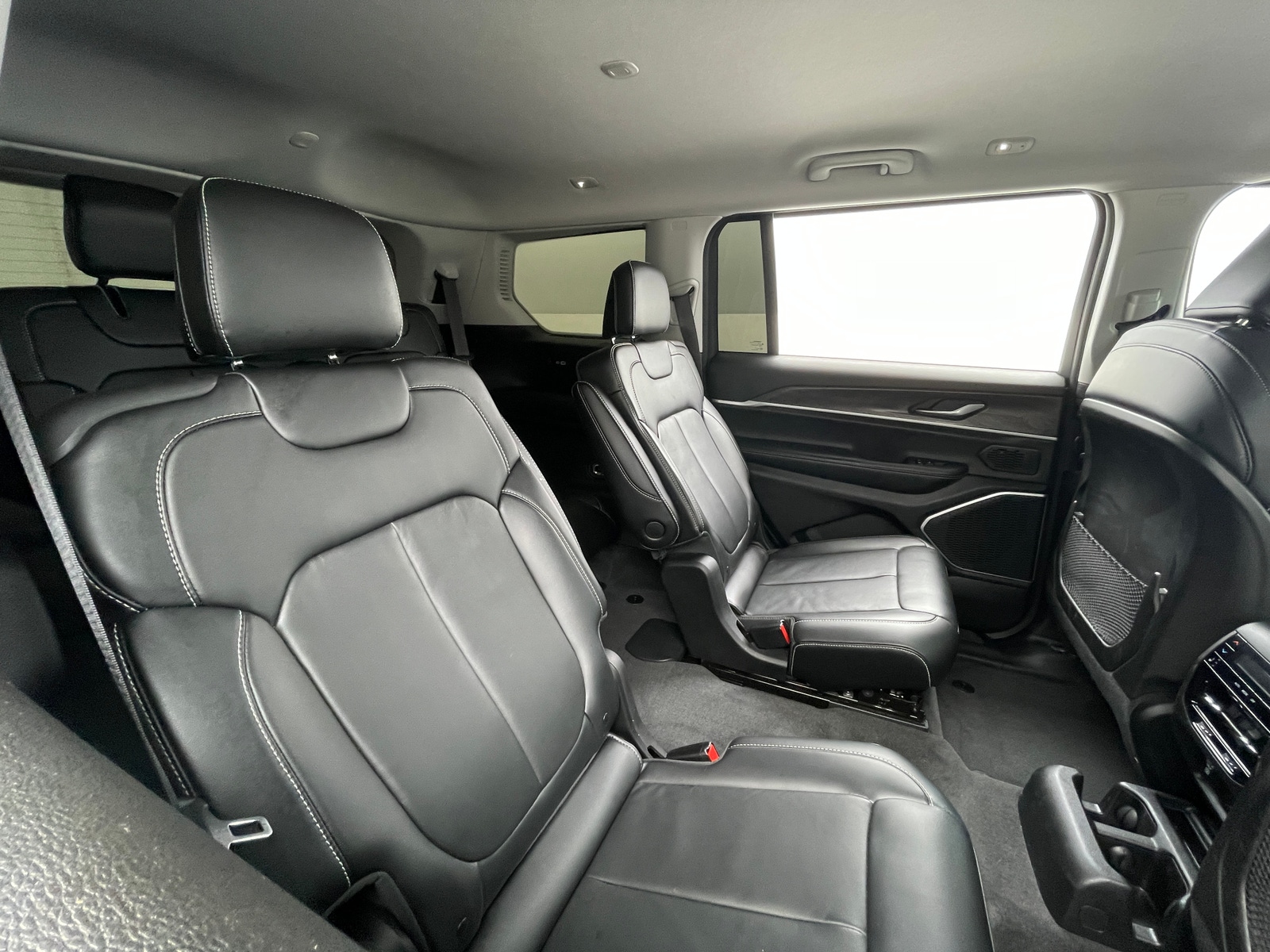 Thumbnail: 2021 Jeep Grand Cherokee L - 5