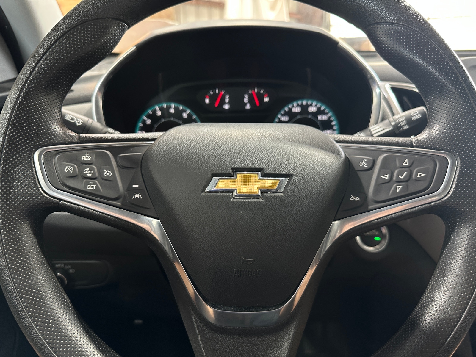 Thumbnail: 2023 Chevrolet Equinox - 5