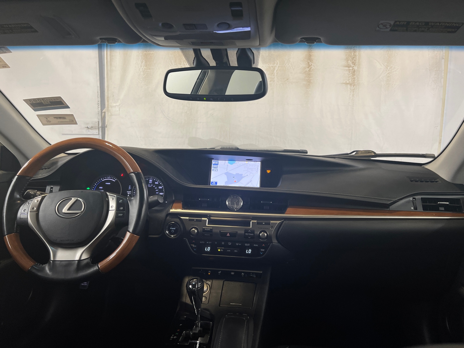 Thumbnail: 2014 Lexus ES - 2