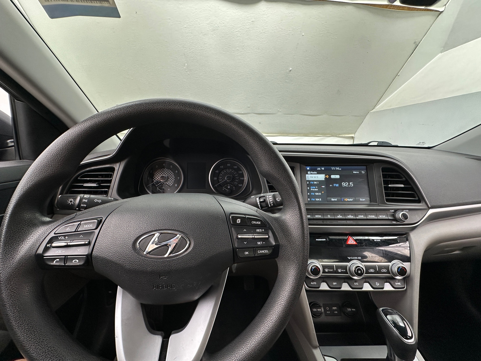 Thumbnail: 2020 Hyundai Elantra - 3