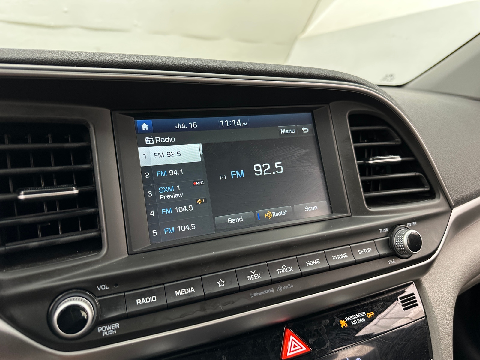Thumbnail: 2020 Hyundai Elantra - 4