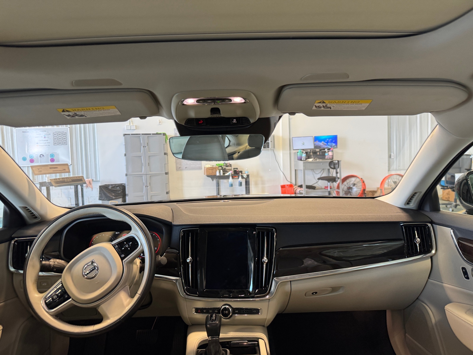 Thumbnail: 2018 Volvo S90 - 2