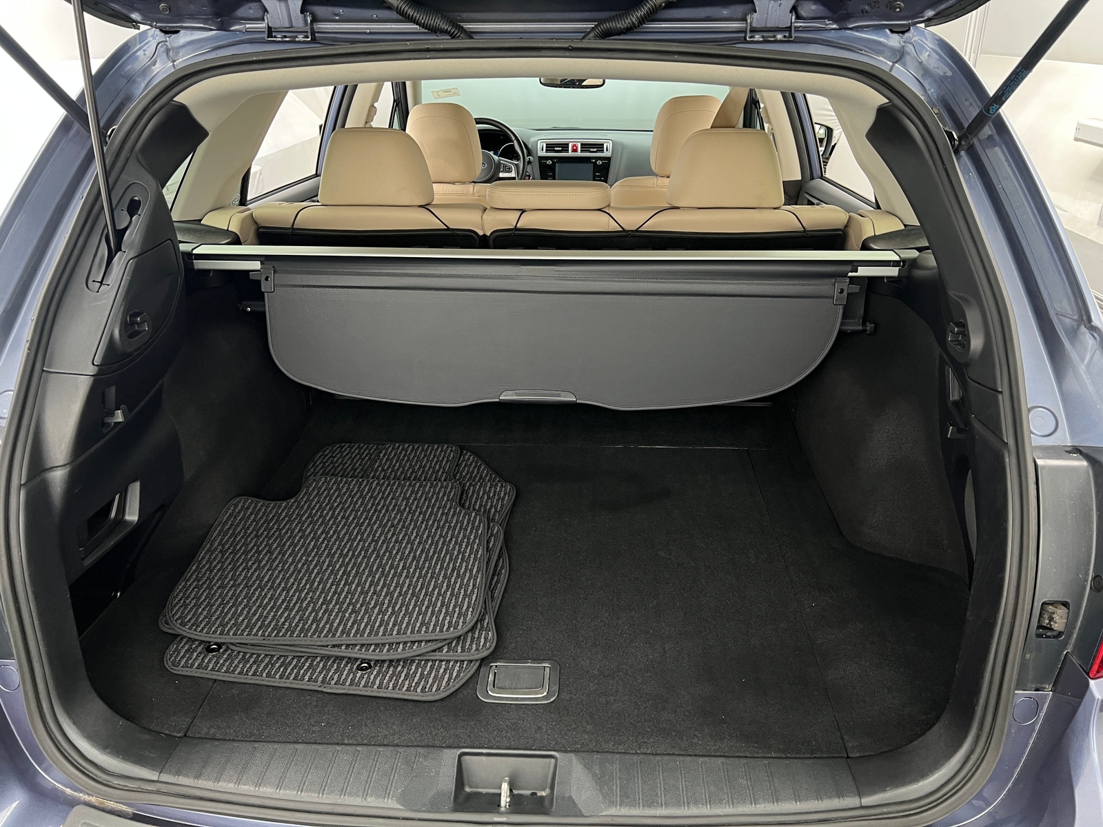 Thumbnail: 2016 Subaru Outback - 6