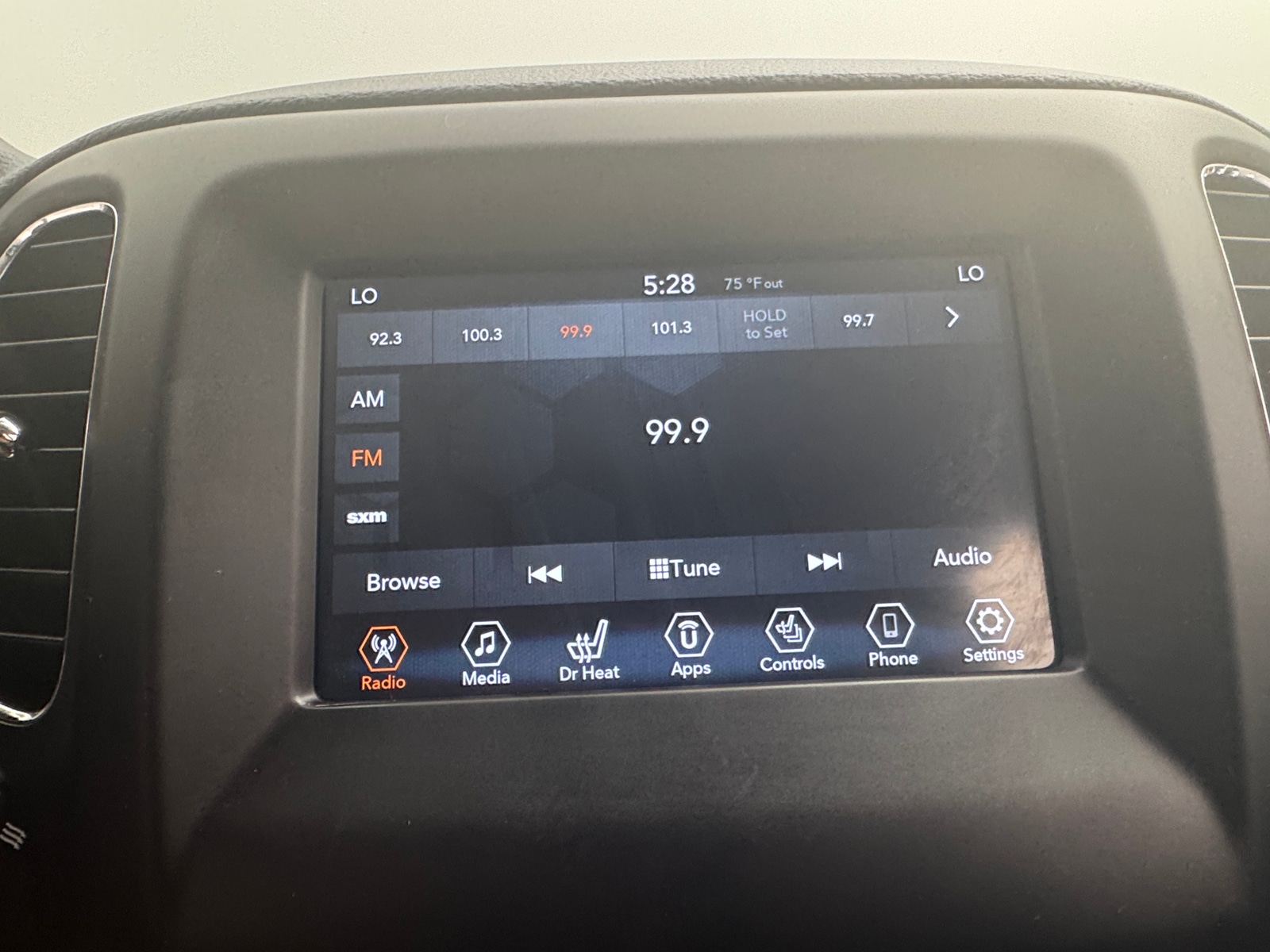 Thumbnail: 2019 Jeep Compass - 4