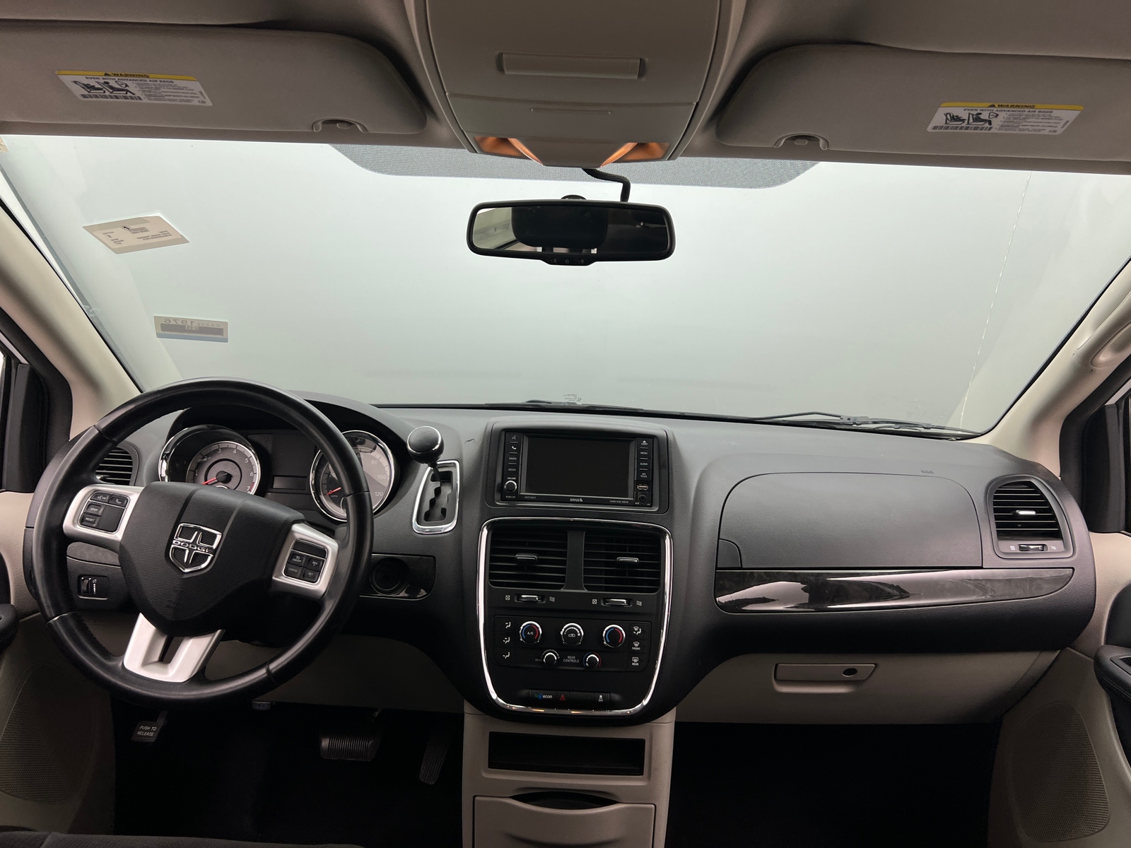 Thumbnail: 2017 Dodge Grand Caravan - 3