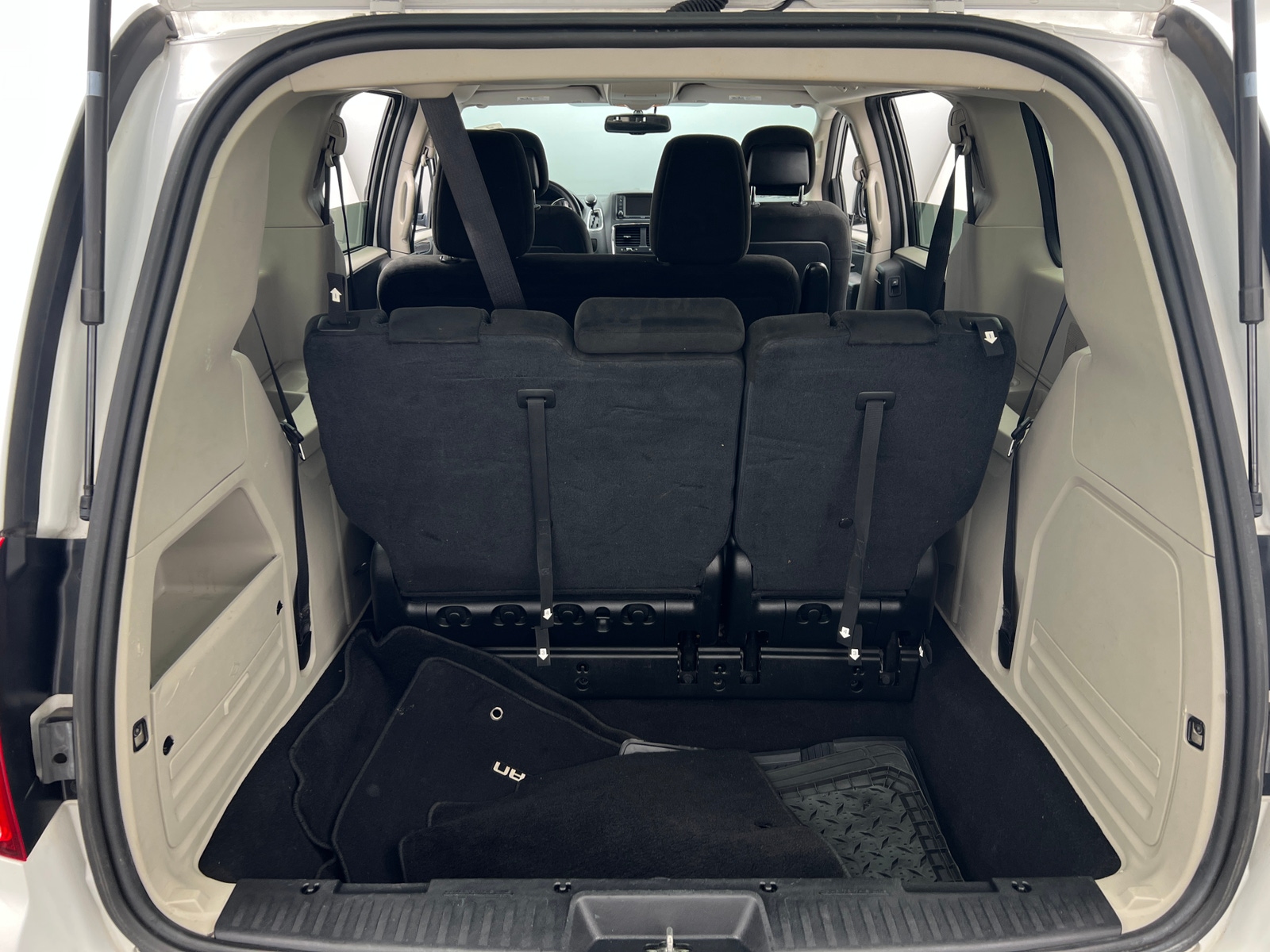 Thumbnail: 2017 Dodge Grand Caravan - 7
