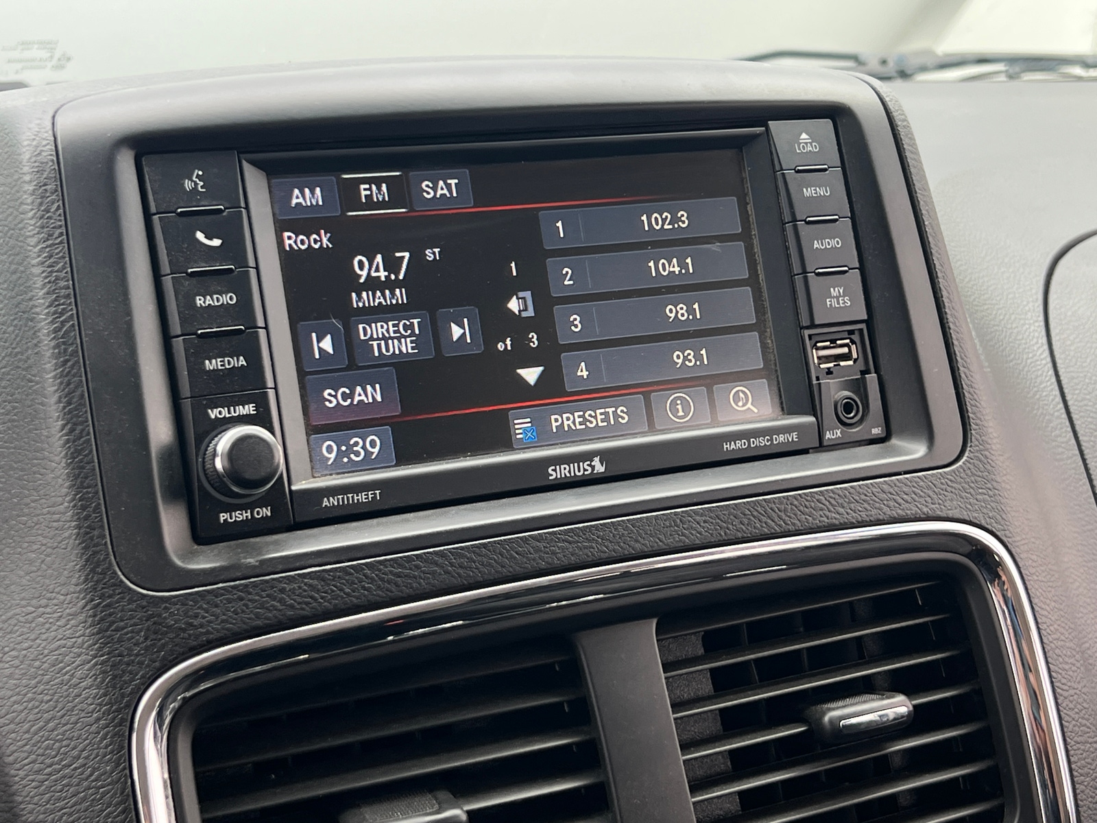 Thumbnail: 2017 Dodge Grand Caravan - 4