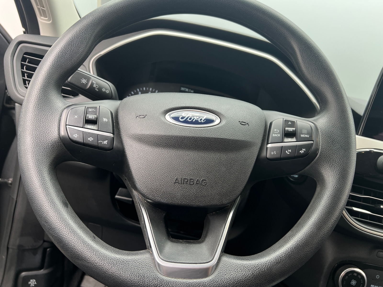 Thumbnail: 2022 Ford Escape - 5