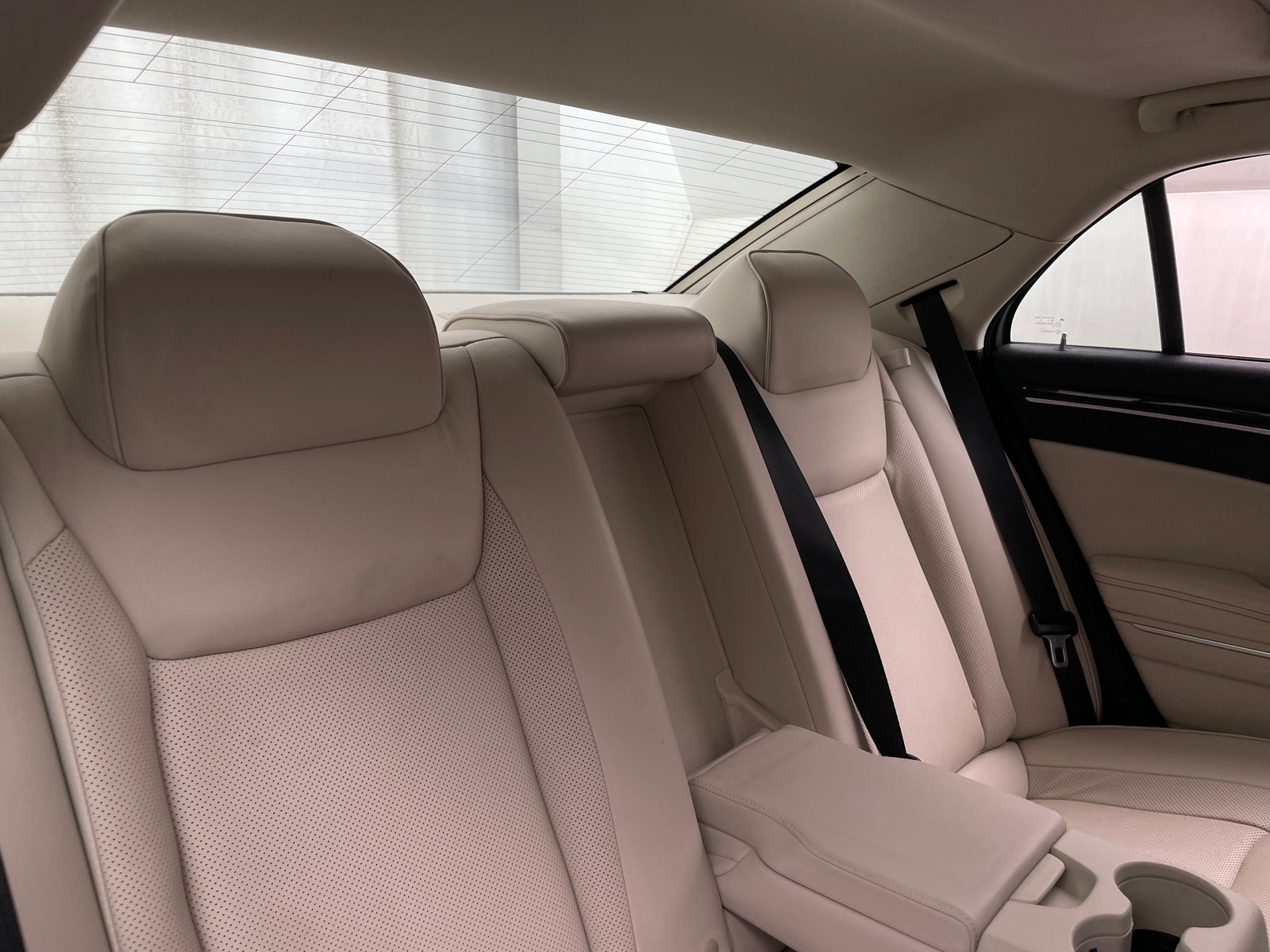 Thumbnail: 2016 Chrysler 300 - 5