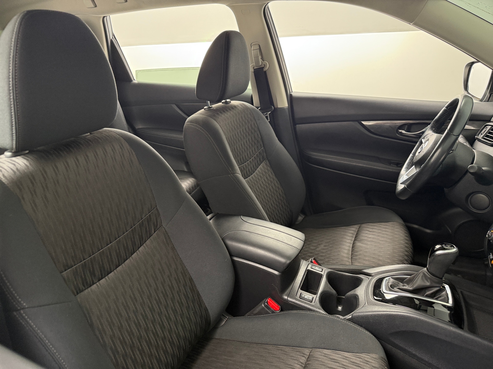 Thumbnail: 2018 Nissan Rogue - 2